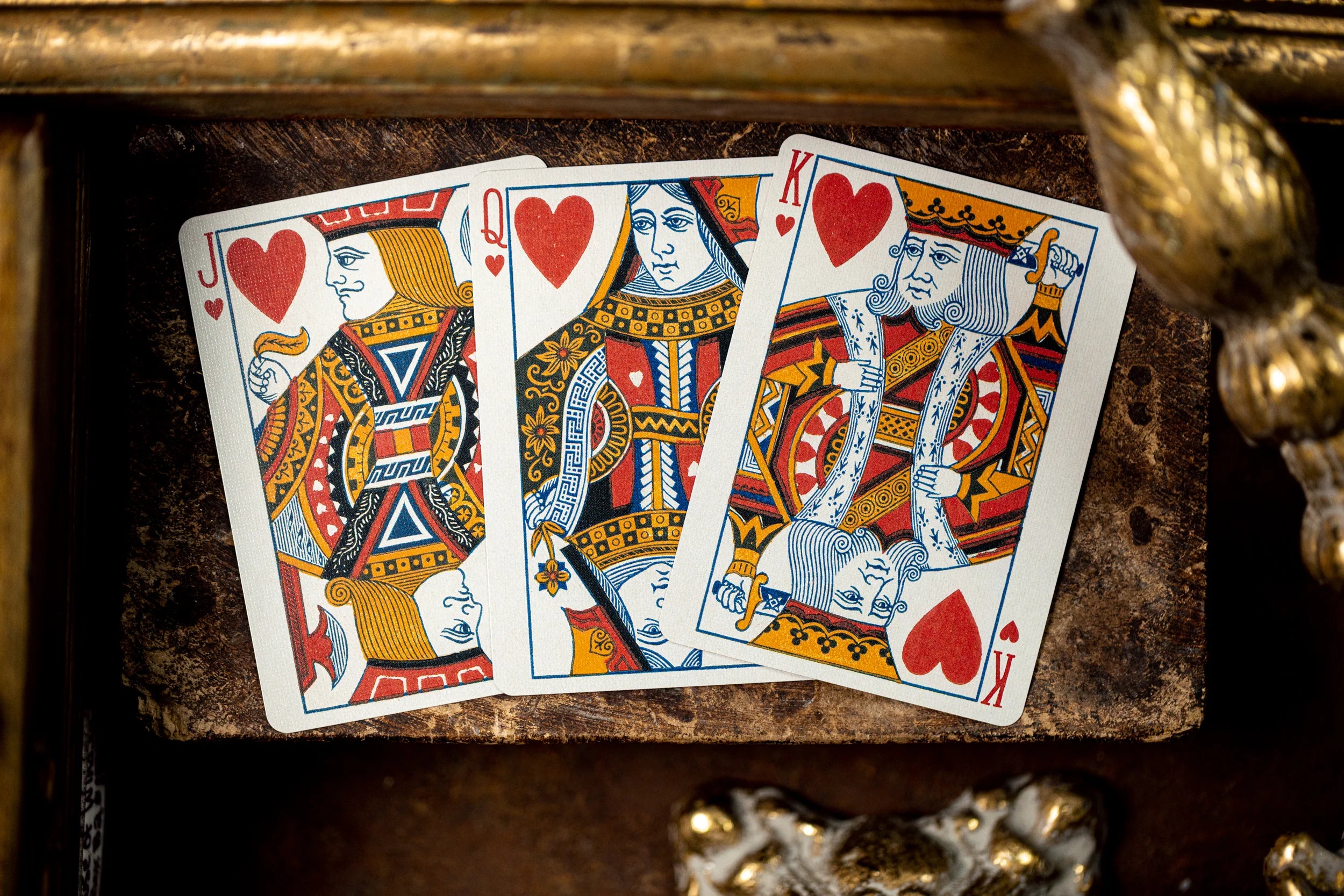 Premium Cibola Playing Cards - 100% Plastic, Waterproof & Durable for Poker, Magic Tricks & Card Games - Ideal for Casino Nights, Family Gatherings & Travel