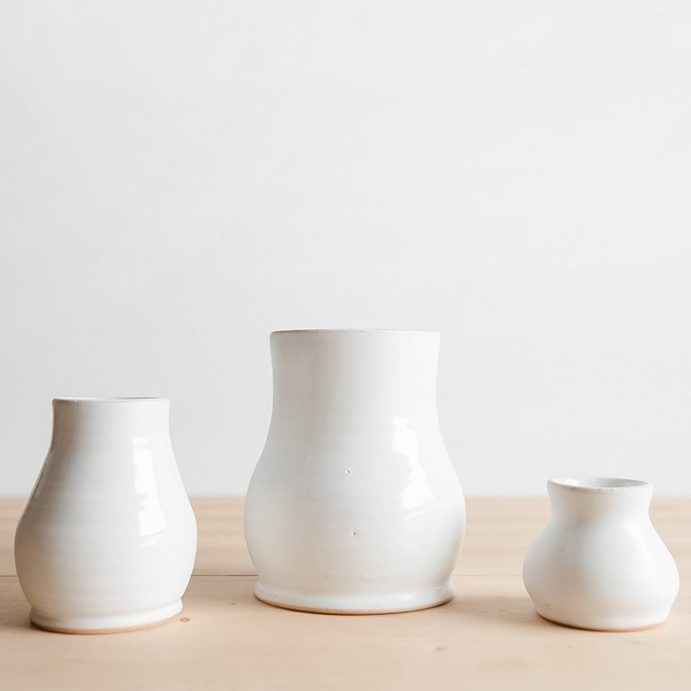 Ceramic Flower Vase for Home Decor - Elegant Handmade Bloom Vase for Centerpieces, Wedding Decor, and Living Room Display