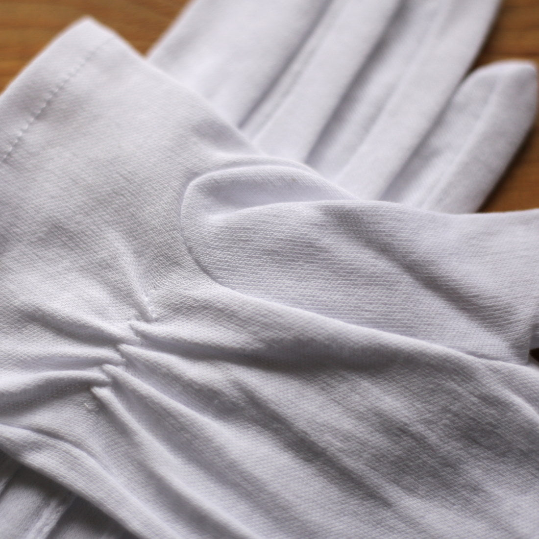 Elegant White Cotton Dress Gloves for Women - Formal & Wedding Accessories - Perfect for Evening Events, Church, and Special Occasions