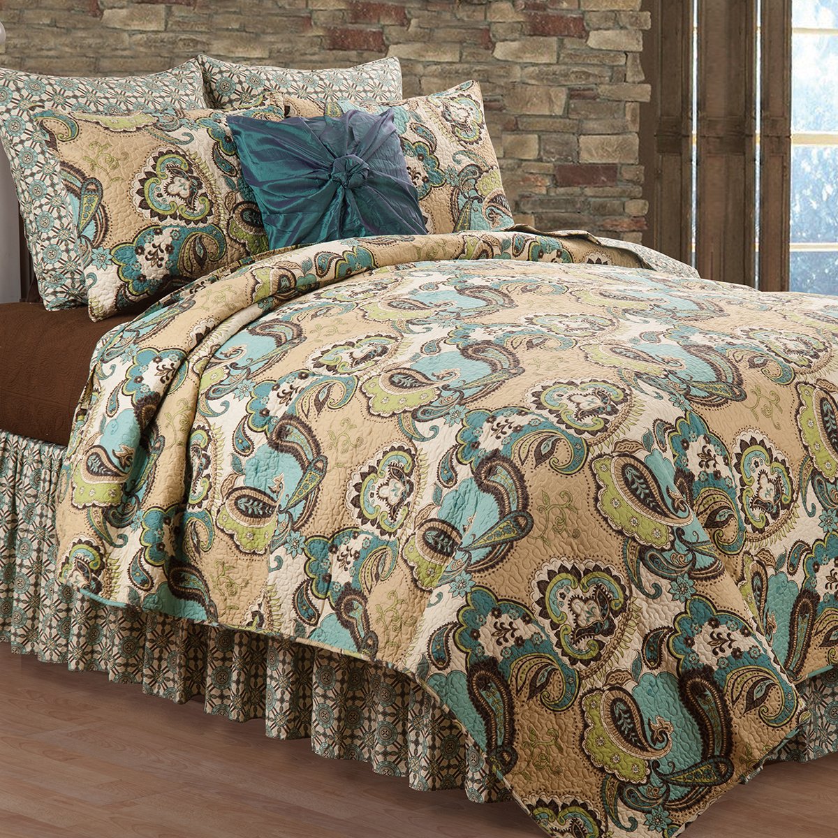 Kasbah King Quilt - Reversible Paisley Floral Cotton Bedspread in Teal Green & Brown | Machine Washable King Size Quilt Coverlet | Perfect for Bedroom Decor, Guest Rooms & Cozy Home Styling