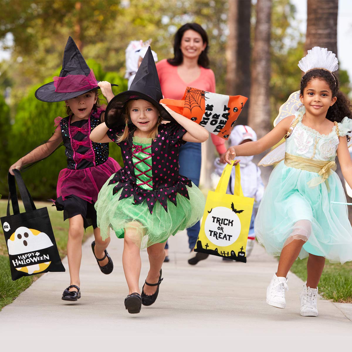 BESTonZON 20-Pack Halloween Tote Bags with Handles - Trick or Treat Bags for Kids, Halloween Party Favor Bags, Candy & Goodie Baskets for Halloween Celebrations, School Events & Neighborhood Trick-or-Treating