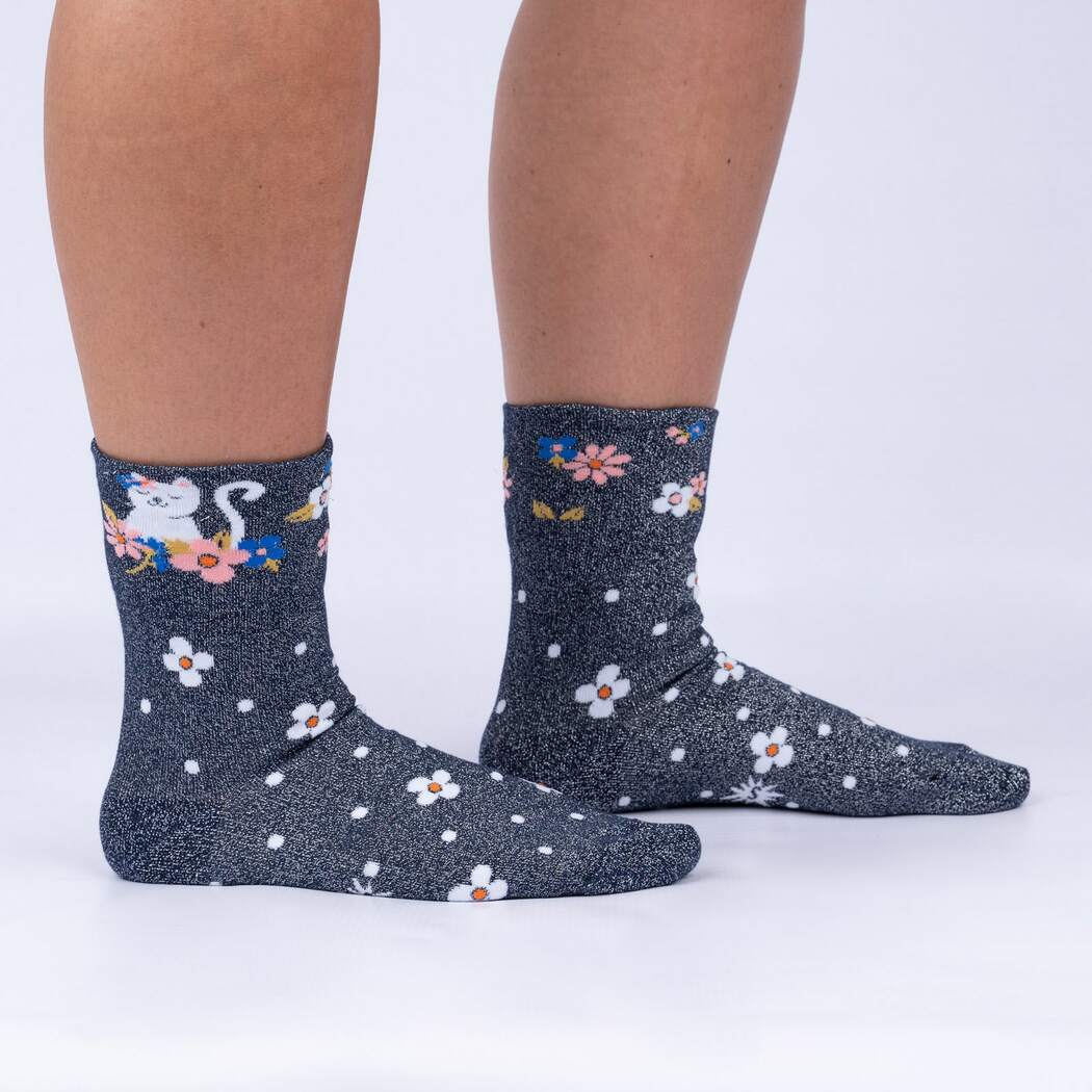 Sock It To Me Sitting Kitty Turn Cuff Crew Socks - Fun Cat Print Novelty Socks for Women & Teens - Perfect for Casual Wear, Gifts, and Cat Lovers