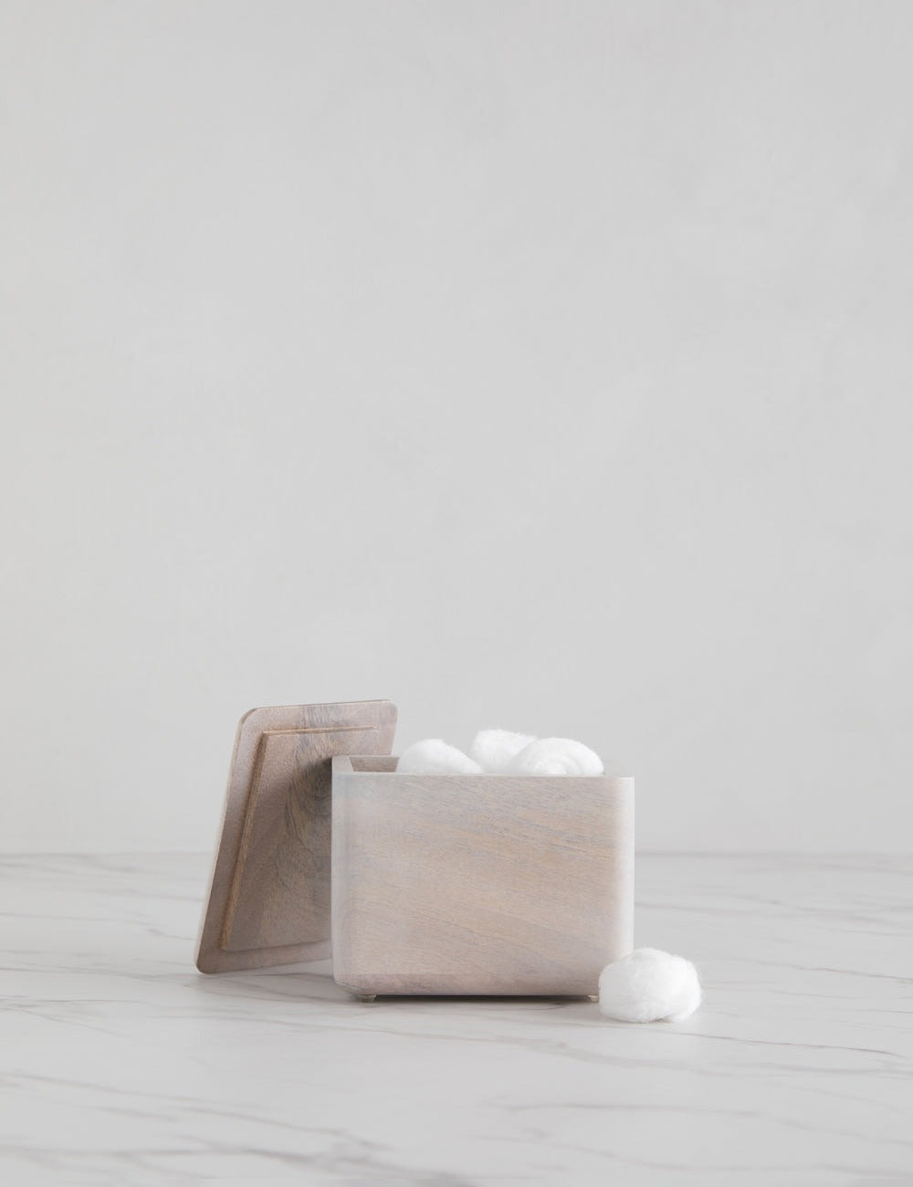 Premium Fiji Bath Accessories Set by Kassatex - Luxury Spa Collection with Shower Caddy, Loofah & Bath Mat - Perfect for Home Spa, Relaxation Gifts & Bathroom Decor