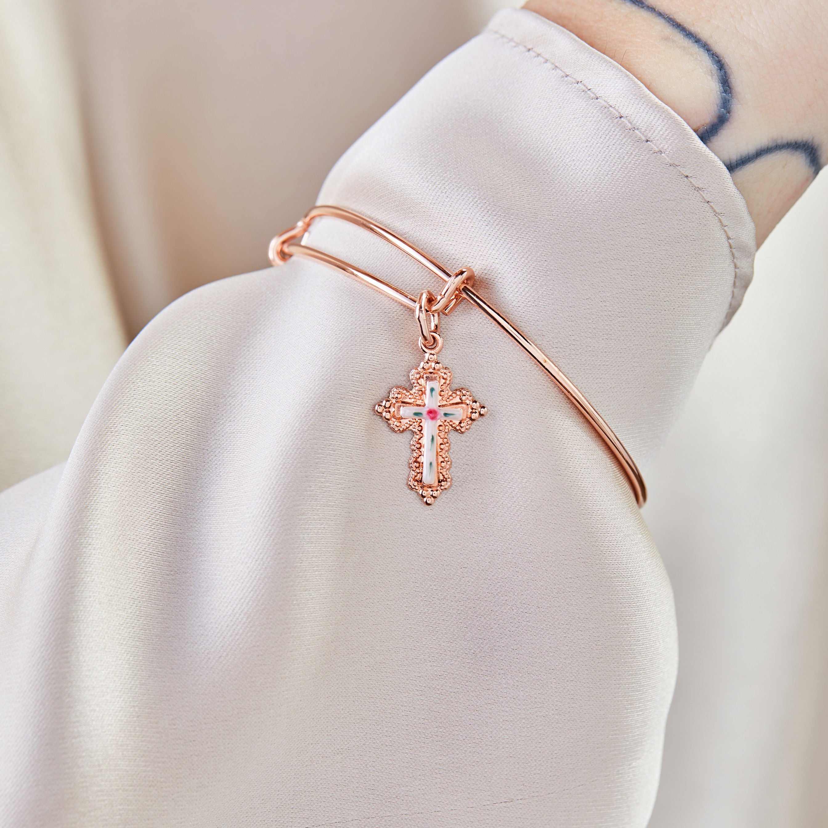 Floral Cross Charm Bangle Bracelet for Women - Elegant Religious Jewelry Gift for Baptism, First Communion & Everyday Wear