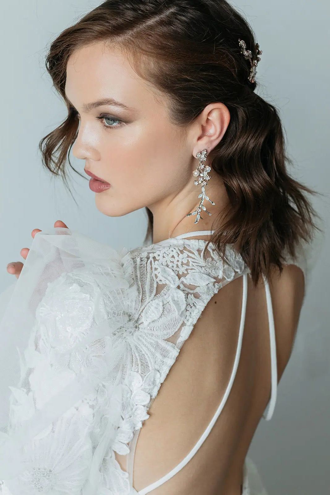Evoke Elegant Gold Hoop Earrings for Women - Hypoallergenic & Lightweight - Perfect for Parties, Weddings & Everyday Wear