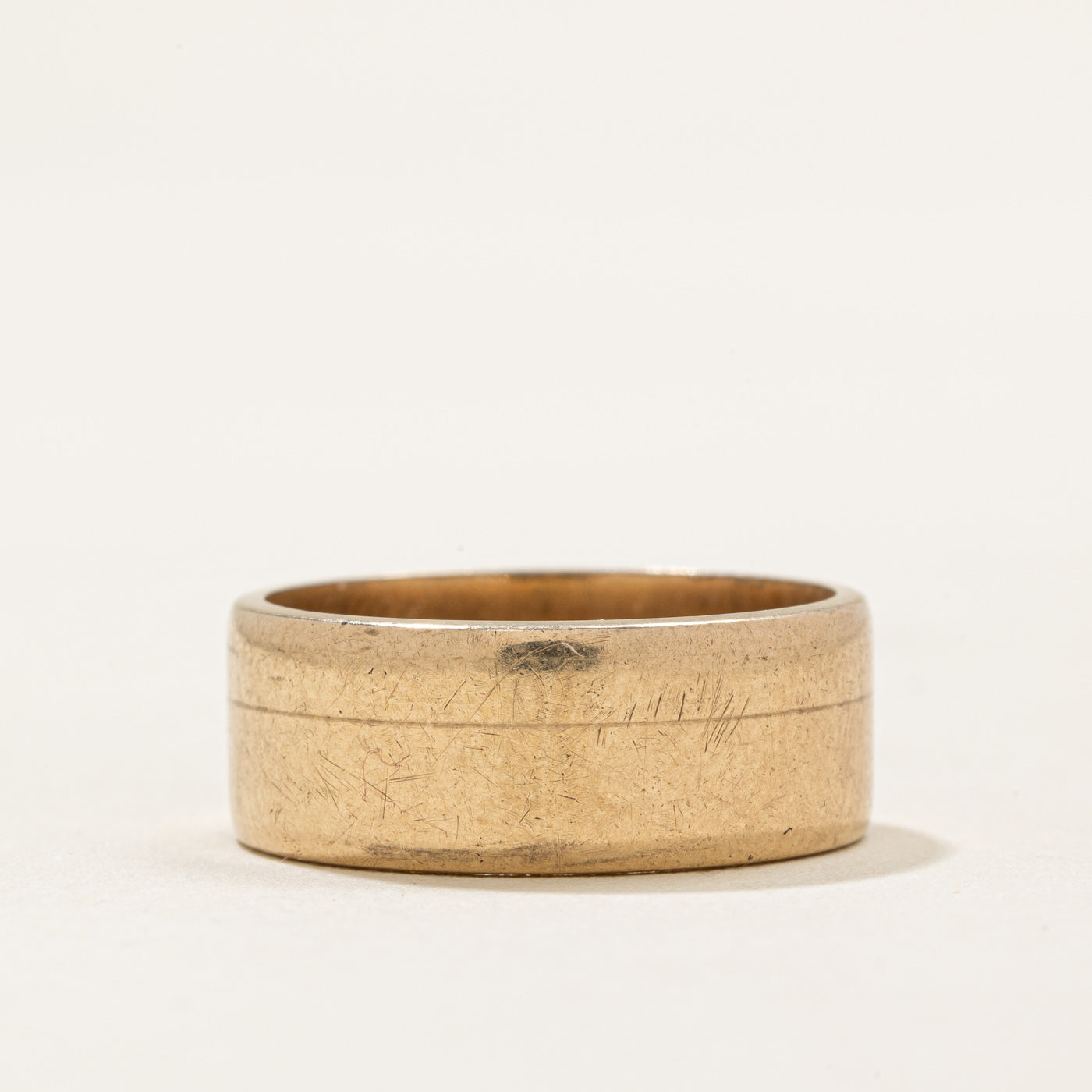 Vintage 1973 London 9k Yellow Gold Wedding Band Ring - 7.10mm Width - Size 6.25 - Classic Elegant Jewelry for Anniversaries, Engagements & Special Occasions