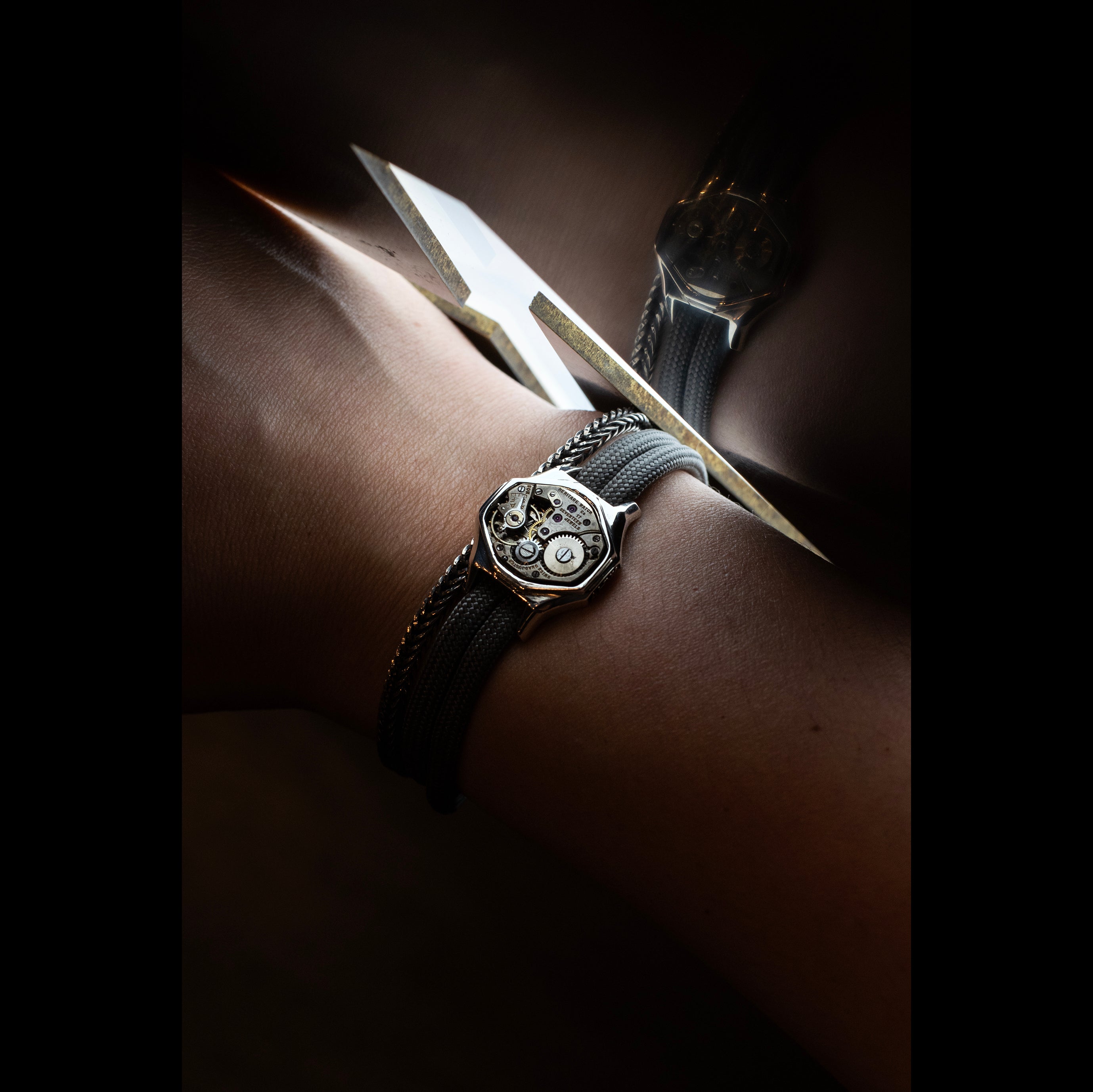 Vintage Antique Watch Bracelet for Women - MEMOIR Collection | Elegant Retro Timepiece for Casual Wear, Special Occasions & Gift Giving