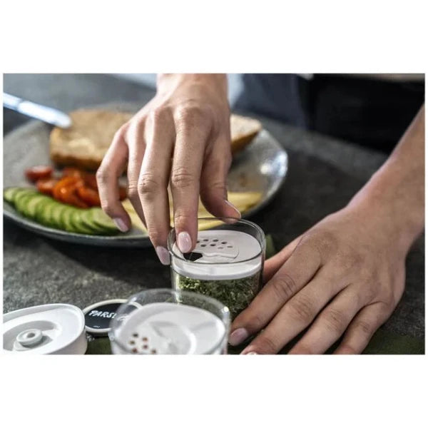 ZWILLING Vacuum Spice Storage Containers - Airtight Kitchen Spice Jars for Fresh Herbs & Seasonings | Perfect for Cooking, Baking & Pantry Organization