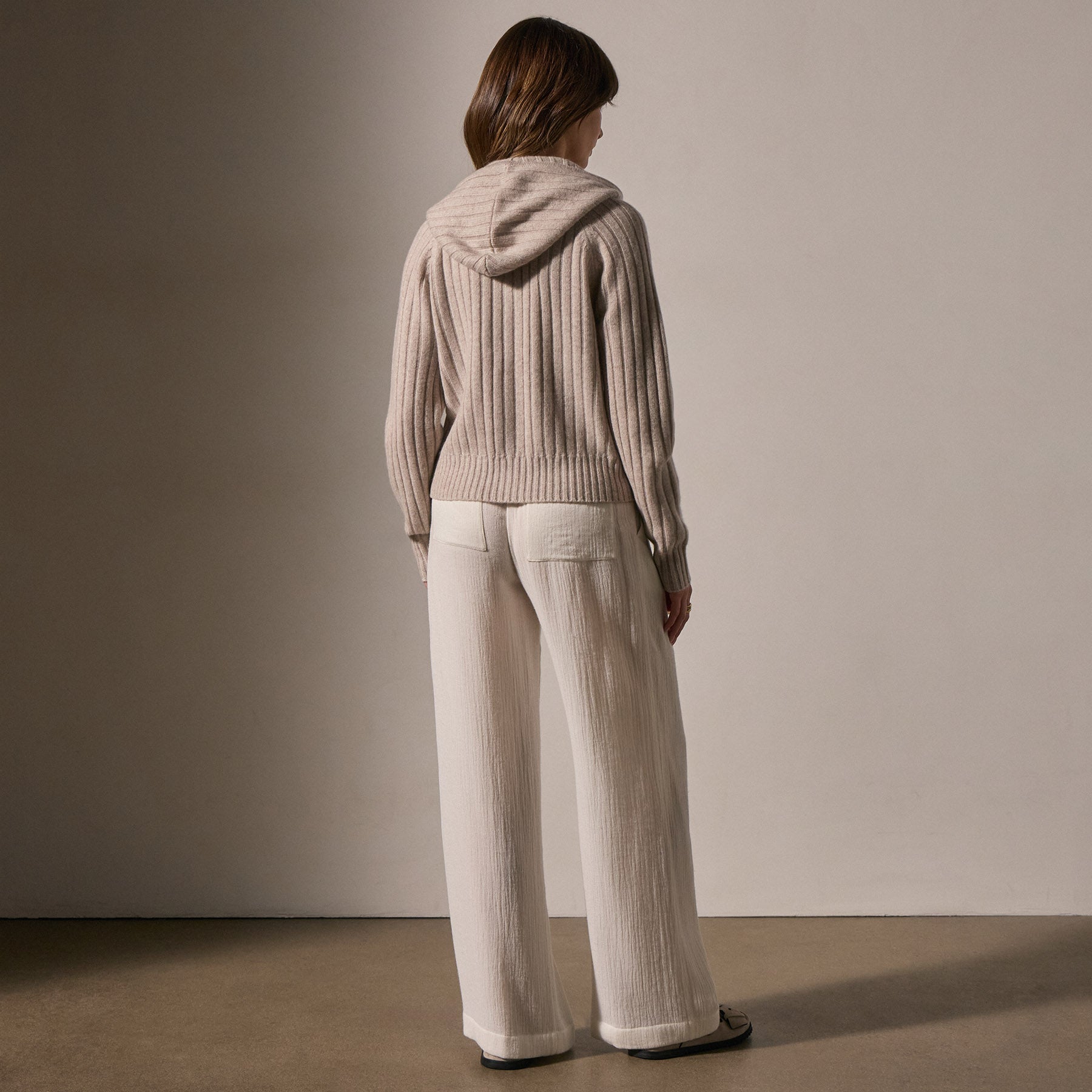 Soft Beige Cashmere Wide Ribbed Hoodie - Cozy & Stylish Women's Sweatshirt for Fall & Winter Layering