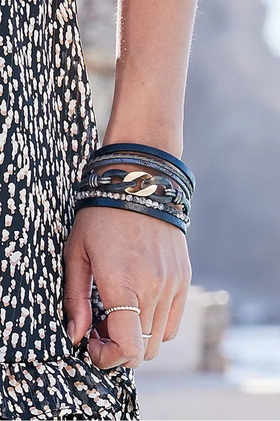 Chunky Curb Chain Leather Bracelet for Women - Stylish Adjustable Leather Wrap Bracelet with Metal Chain - Perfect for Casual Wear, Boho Fashion & Everyday Accessories
