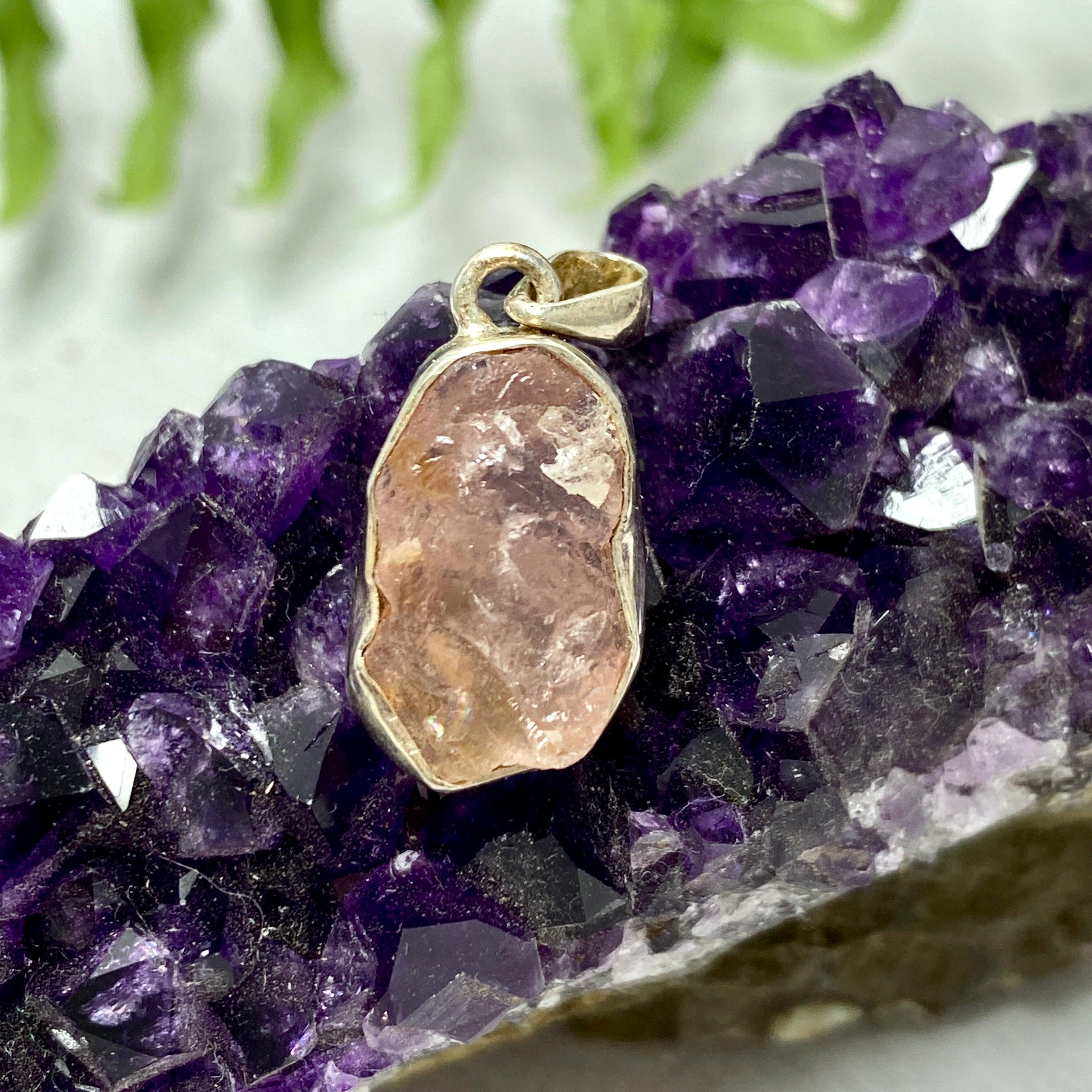 Natural Rose Quartz Raw Stone Pendant Necklace - Healing Crystal Jewelry for Women, Chakra Balancing & Positive Energy - Perfect for Meditation, Yoga & Spiritual Gifts