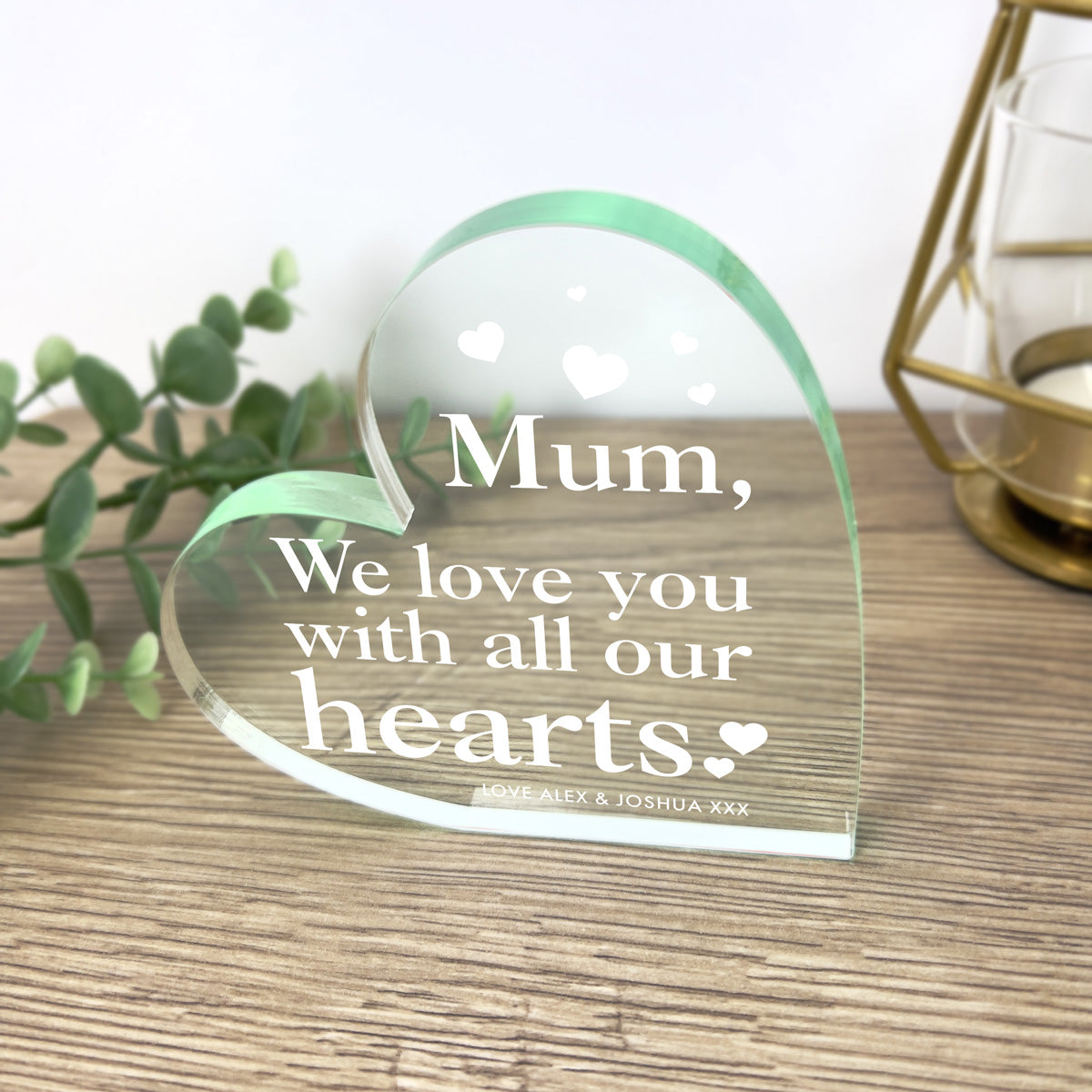 Personalized Acrylic Heart Keepsake for Mom, Mummy & Grandma - Freestanding Home Decor, Mother's Day Gift, Birthday Present - Perfect for Bedroom, Living Room, Office Desk Display