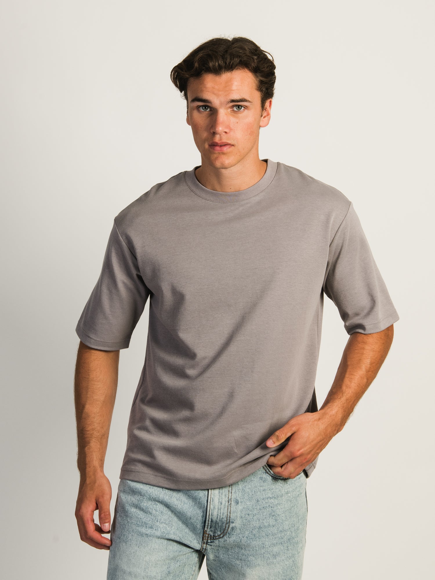 BOXY FIT TEE in Mauve - Loose Casual Women's T-Shirt for Everyday Wear & Street Style Outfits