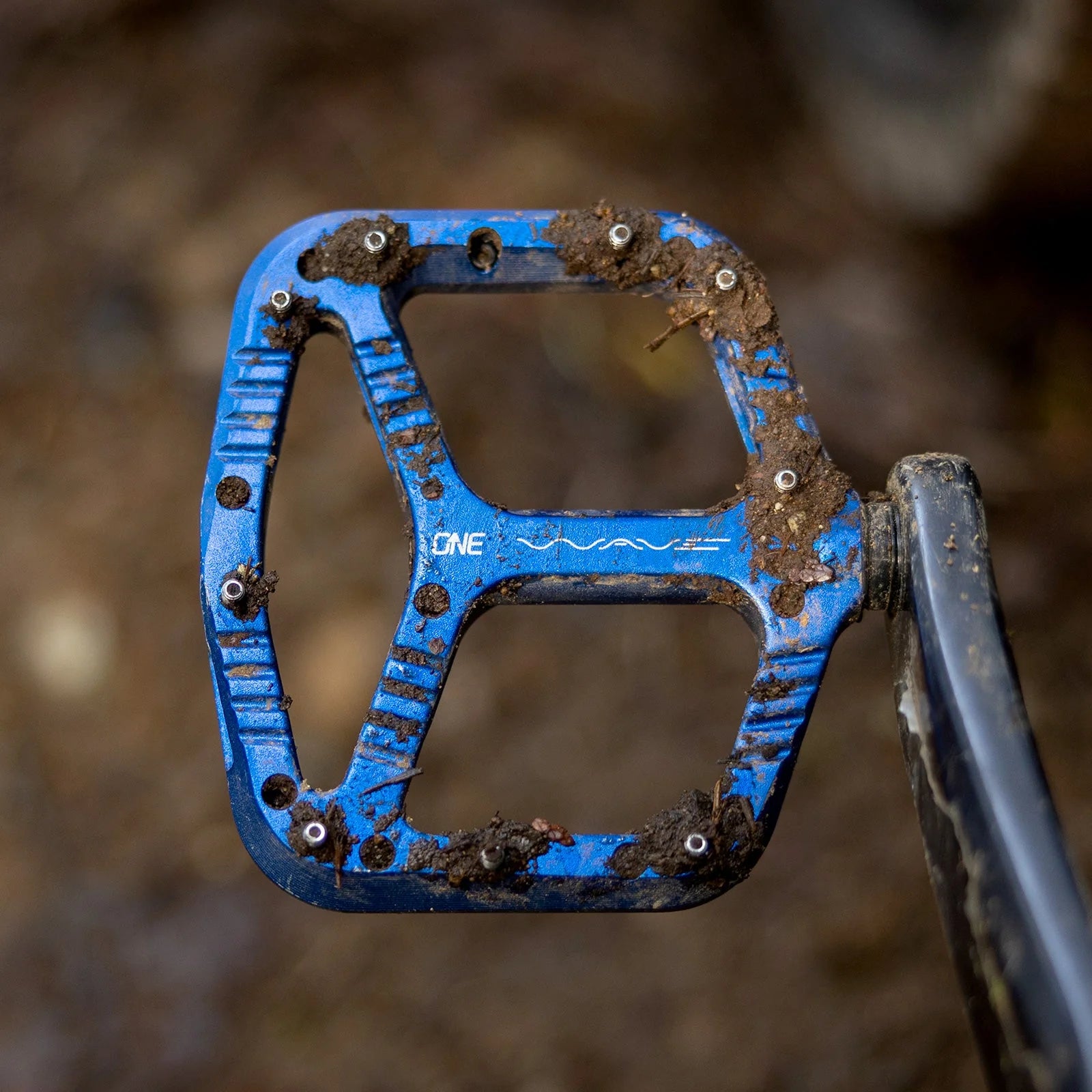 OneUp Wave Pedal - Lightweight & Durable Aluminum Bike Pedals for Mountain & Road Biking - Perfect for Trail Riding, Commuting & Cycling Adventures