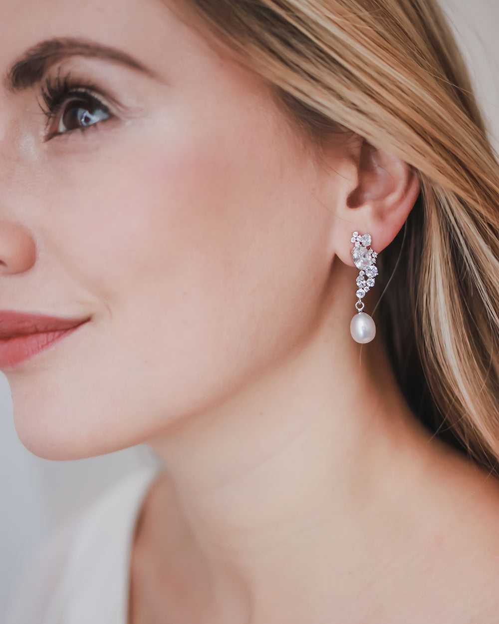 Elegant Tate Pearl & CZ Stud Earrings for Women - Luxury Cubic Zirconia & Pearl Jewelry Gift for Bridal, Party & Special Occasions