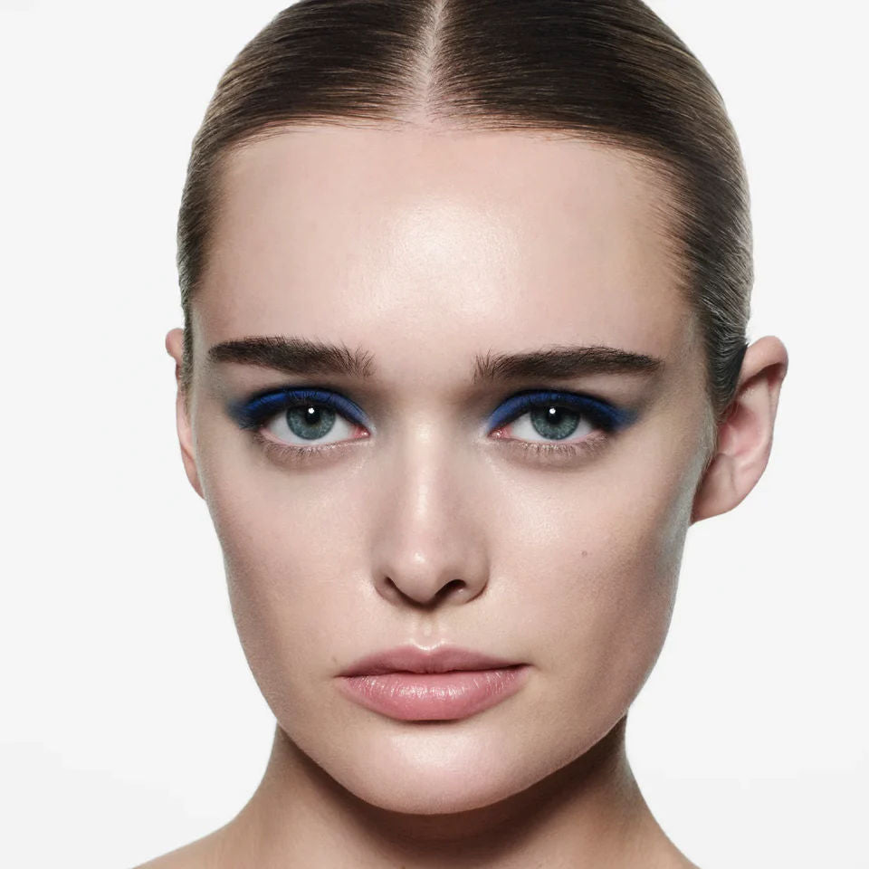 Victoria Beckham Beauty Eye Wardrobe - Luxury Eyeshadow Palette for Smoky & Natural Looks | Perfect for Day to Night Makeup & Special Occasions