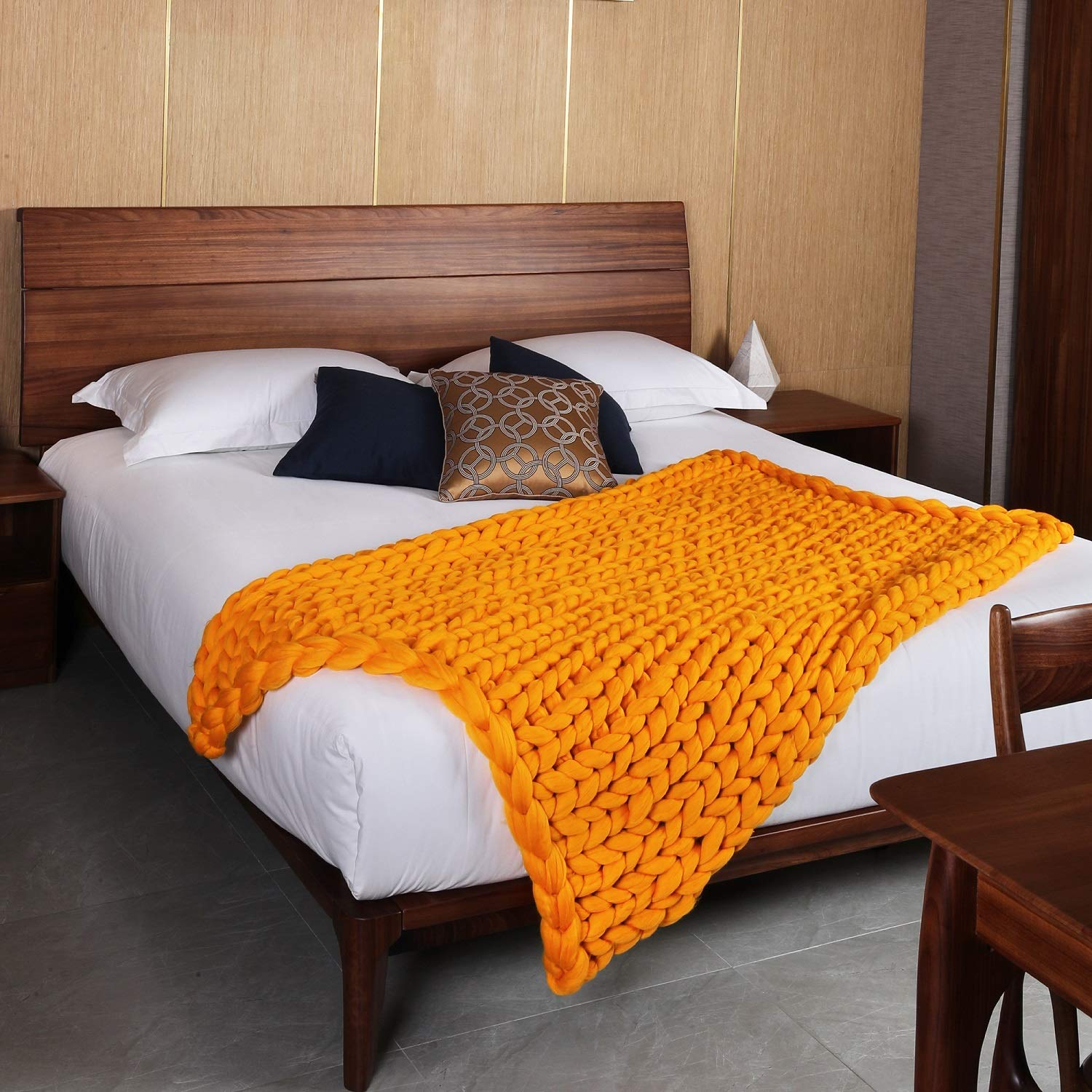 VIYEAR Large Chunky Knit Merino Wool Blanket - 50