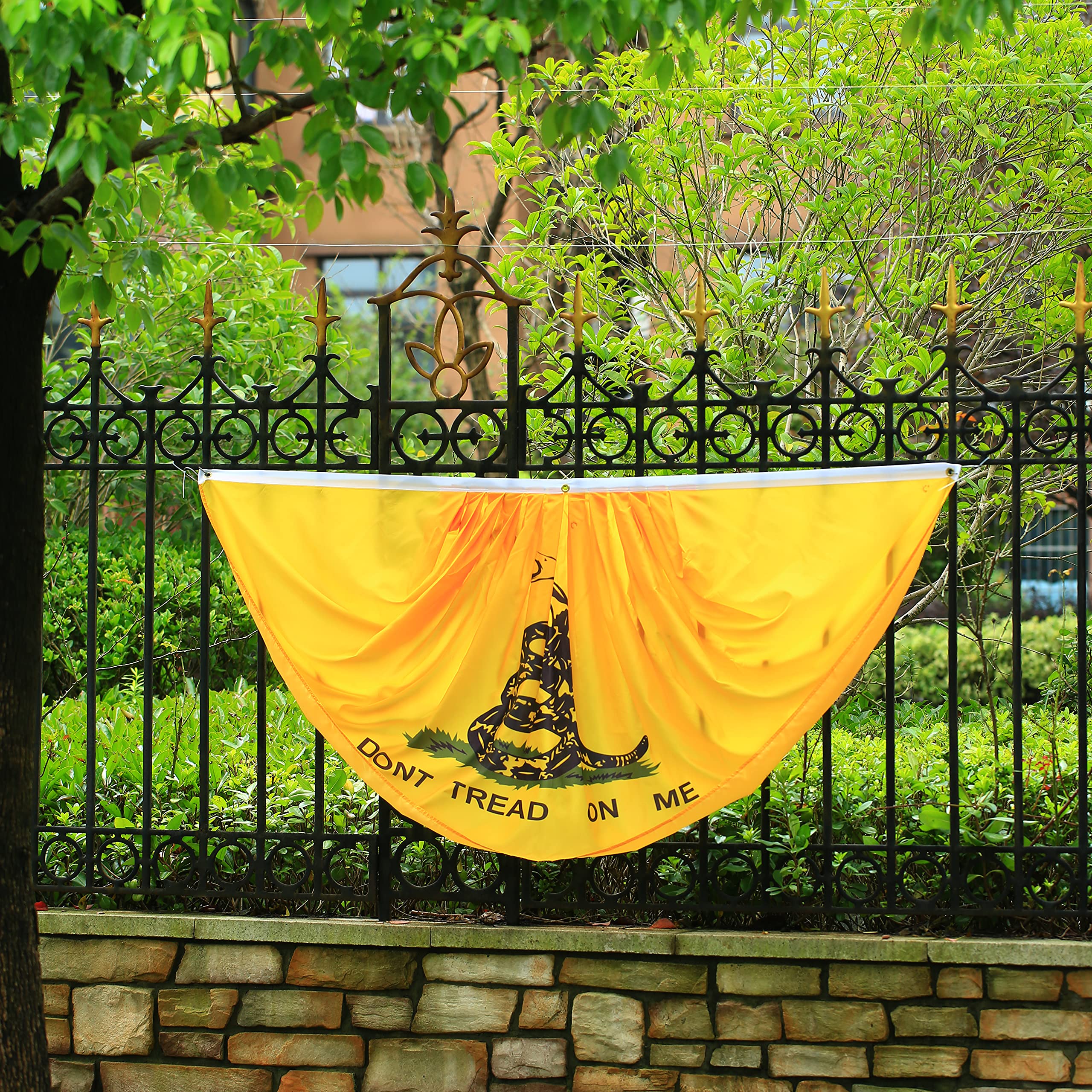 Gadsden Snake Pleated Fan Flag Bunting 3x6 Ft - Don't Tread On Me Patriotic Half Fan Flag Banner (2 Pack) - Perfect for Tea Party Decorations, Parades, Political Rallies & Patriotic Celebrations