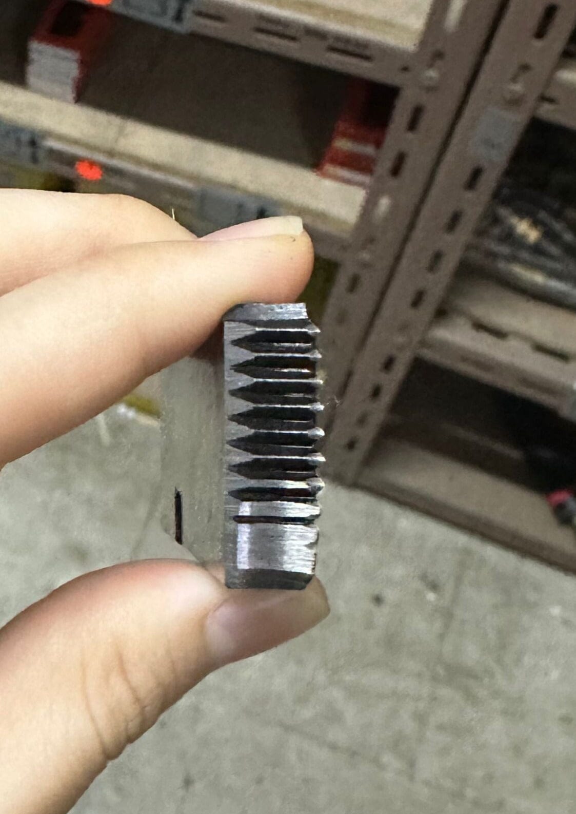 High-Speed Steel (HSS) Pipe Dies BSPT 1/2 Inch - PDHS 6MB1020 | Professional Plumbing Tools for Pipe Threading & Repair | Perfect for DIY Home Improvement and Industrial Applications