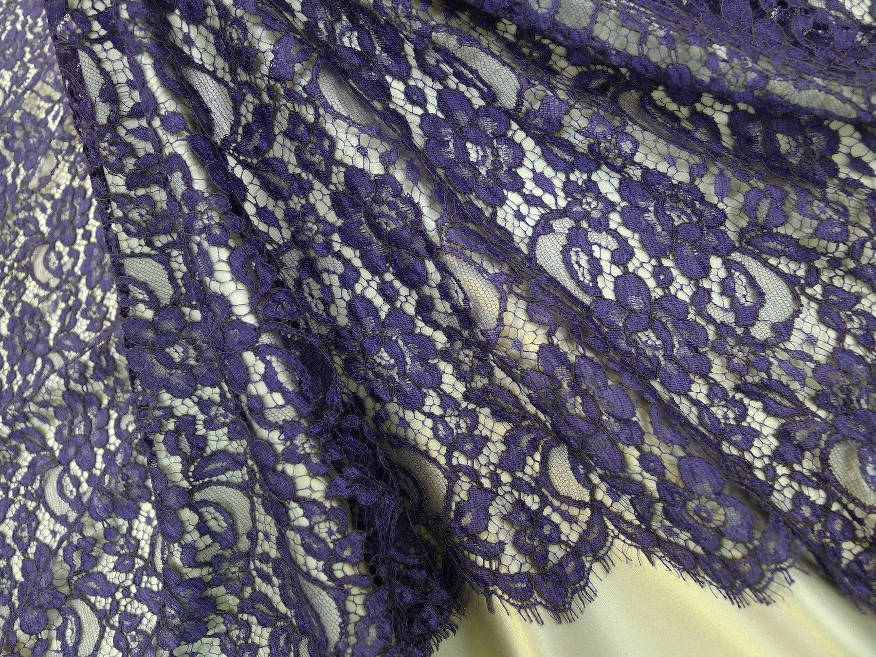 Elegant Bijou Corded Lace Trim - Delicate Fabric Embellishment for Wedding Dresses, Bridal Gowns & DIY Craft Projects