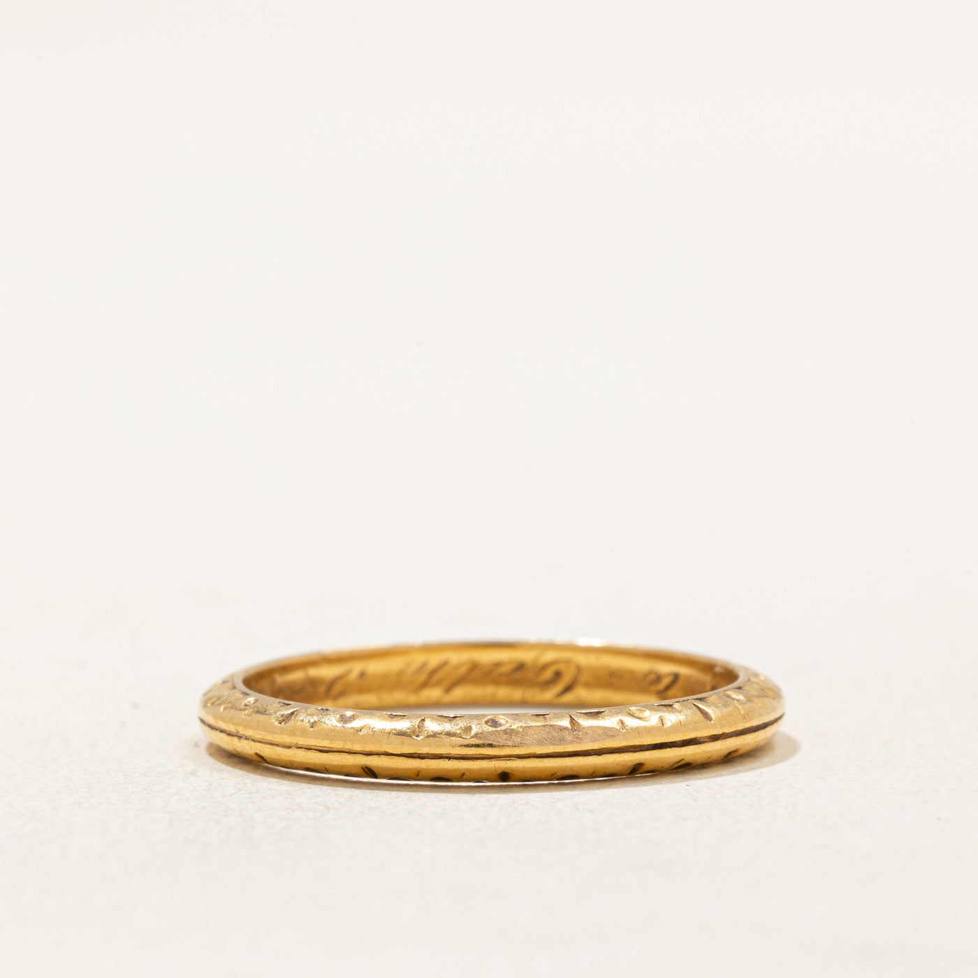 22K Yellow Gold Band Ring - 2.35mm Wide Size 7 - Perfect for Weddings, Anniversaries & Special Occasions