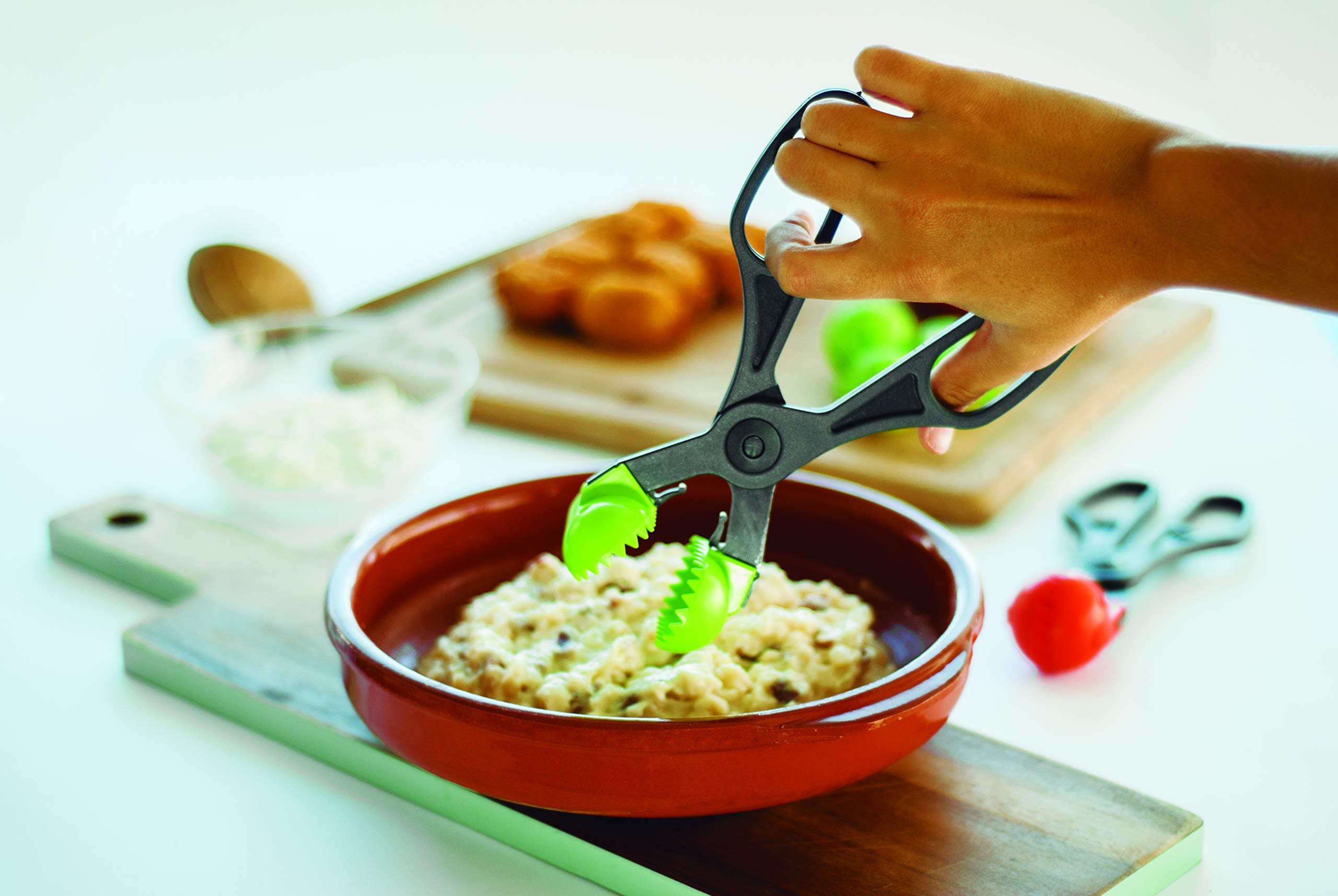 Turquoise Dough Mould Set with 4 Interchangeable Shapes - Perfect for Kibbles, Meatballs, Balls & Sushi | 100% Spanish Patented Kitchen Utensil | Ideal for Baking, Cooking & Food Prep | Made in Spain