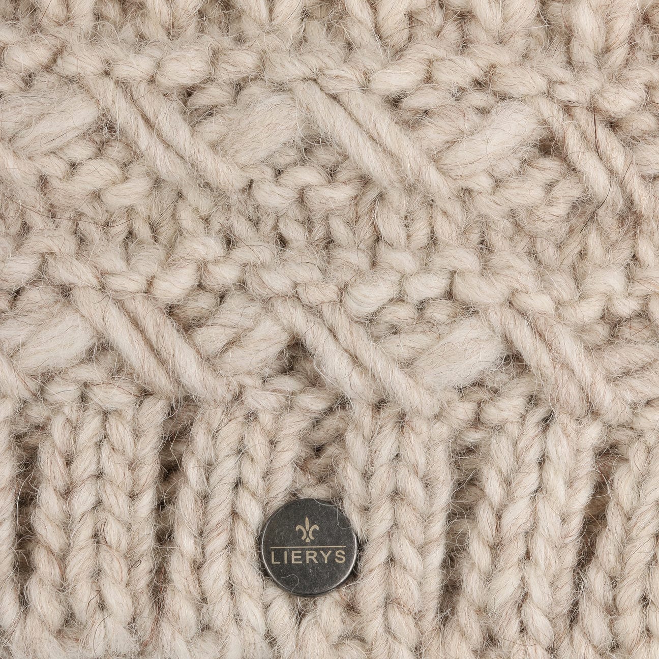 Lierys Pinea Oversize Knit Hat - Soft Chunky Cable Knit Beanie for Women & Men | Winter Warm Wool Hat for Outdoor Activities, Skiing & Snowboarding