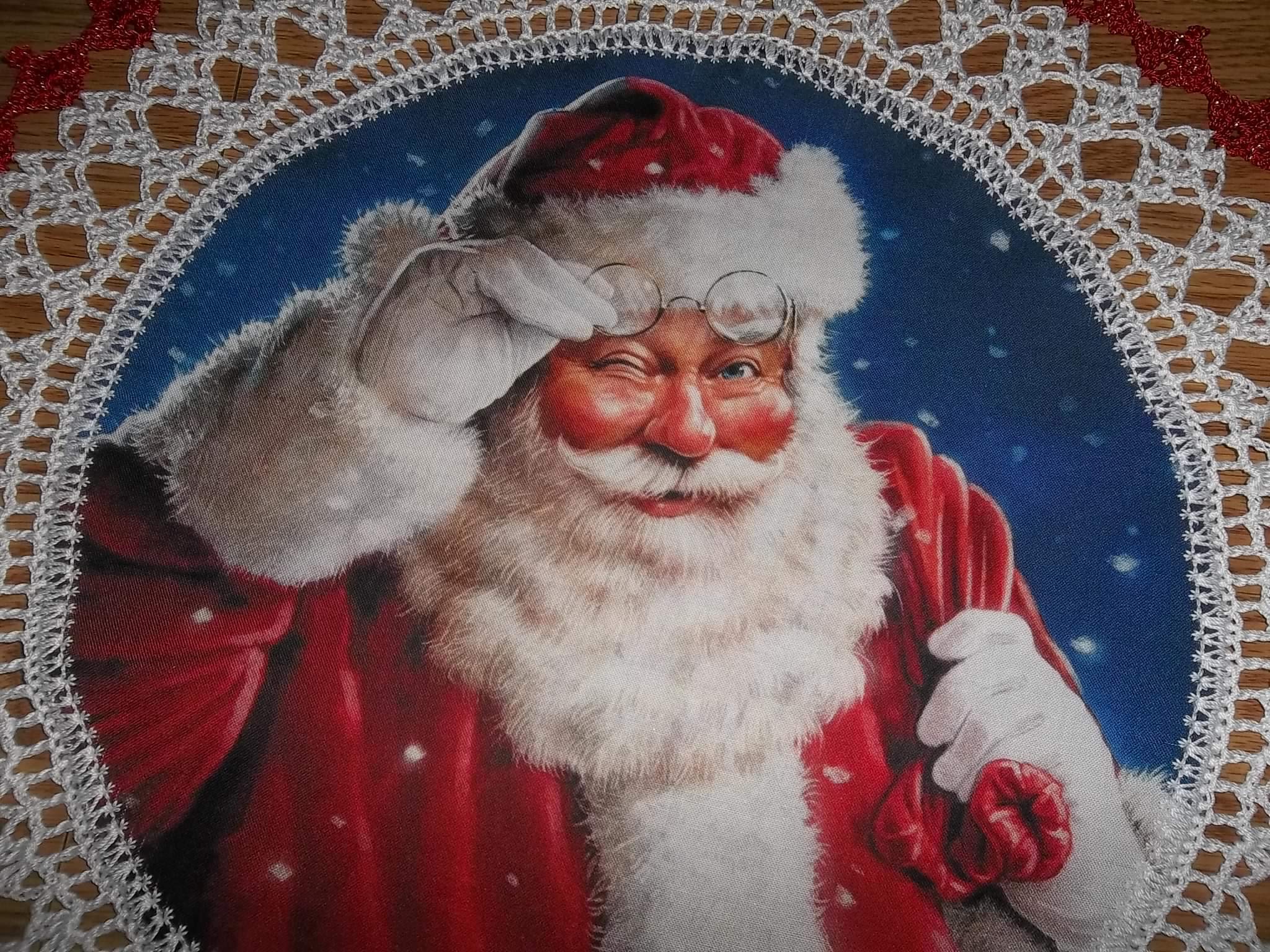 Handmade Crochet Christmas Doily Santa Table Topper - 18 Inch Round Holiday Table Decoration for Christmas Dinner, Party Centerpiece & Festive Home Decor