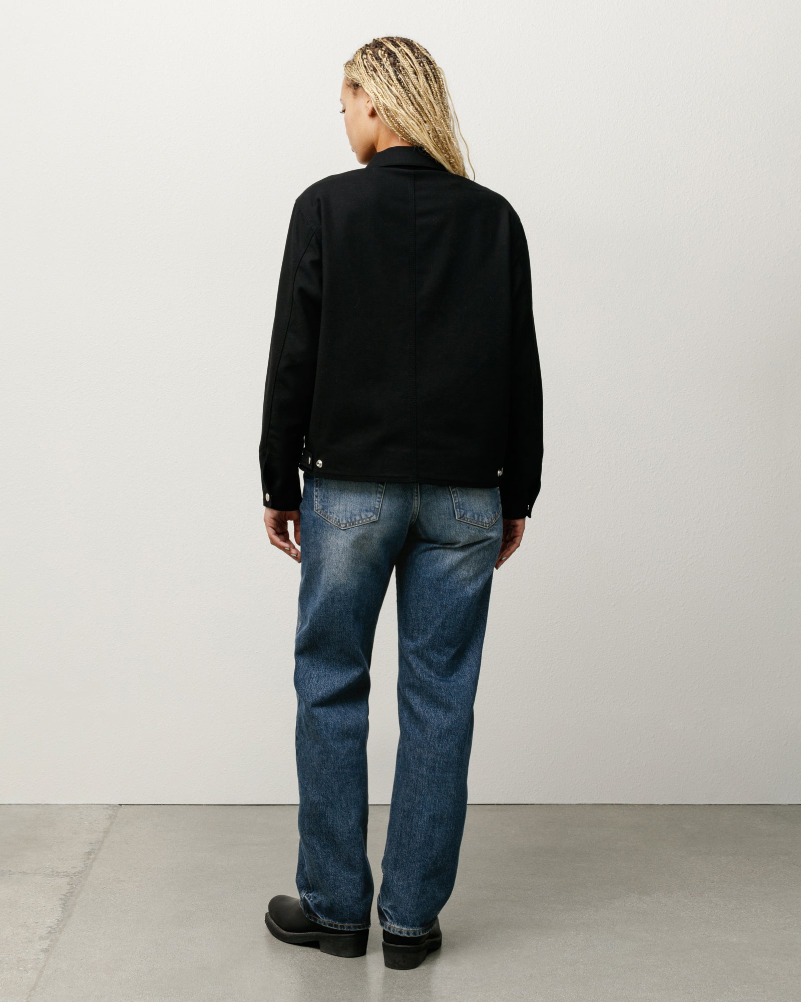 Classic High-Quality Denim Jeans for Men & Women - Comfortable & Stylish for Casual Wear, Work, and Everyday Outfits