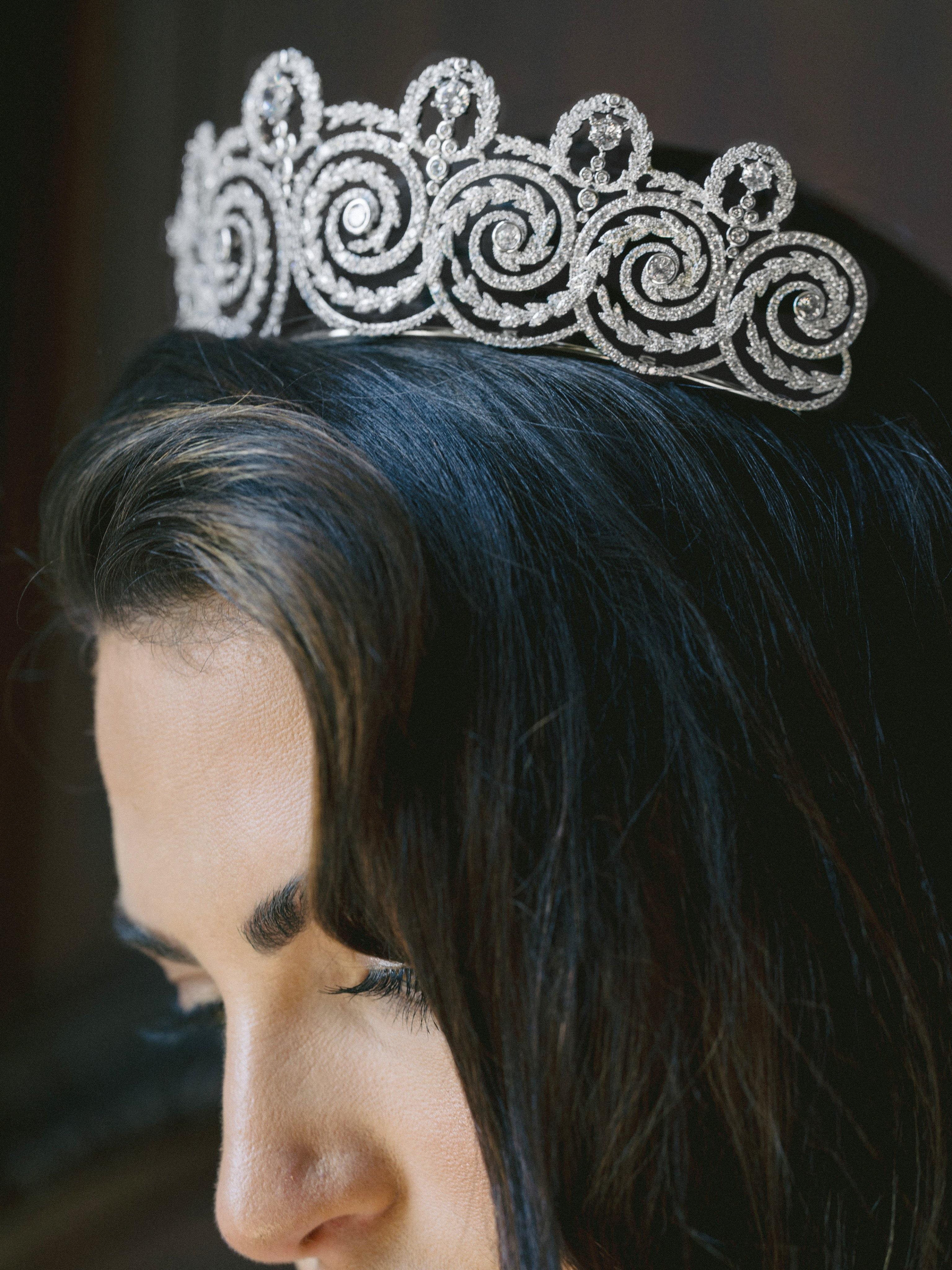 KHEDIVE Simulated Diamond Bridal Tiara - Elegant Wedding Headpiece for Bride, Princess, Prom & Special Occasions