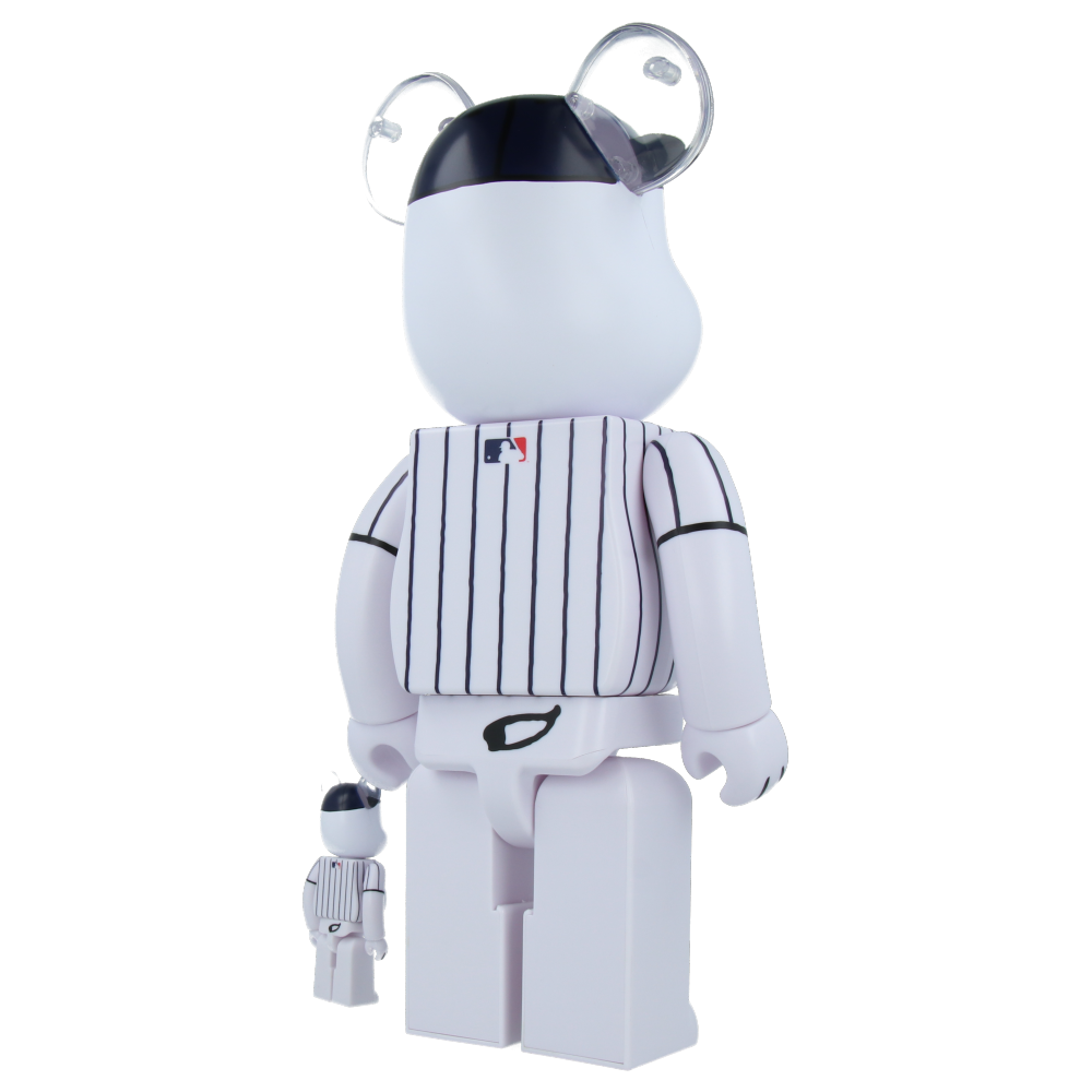 400% + 100% MLB x Peanuts Bearbrick Snoopy New York Yankees Collectible Figure - Perfect for Baseball Fans & Anime Collectors' Display Shelves