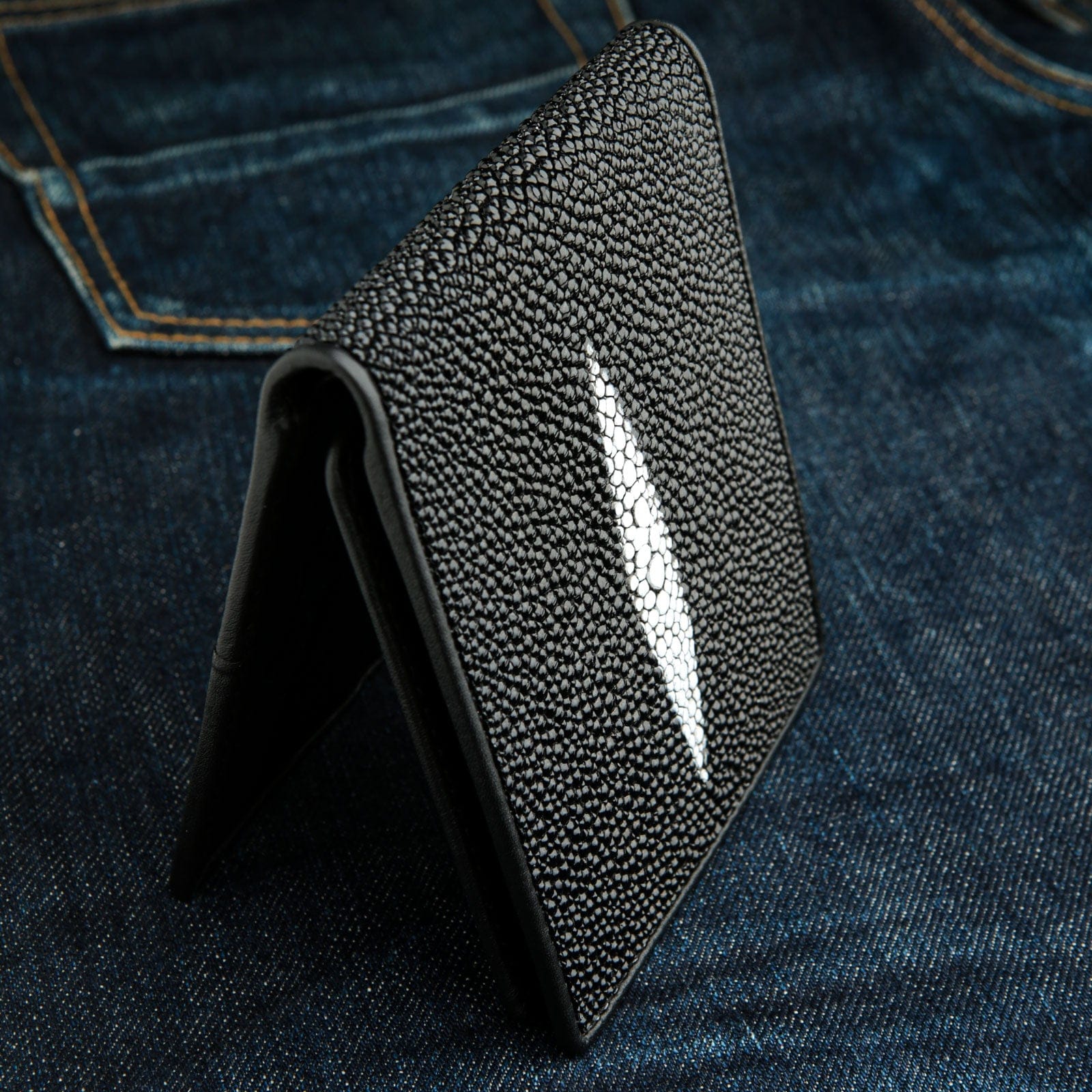 Premium Black Stingray Leather Men's Wallet - RFID Blocking Slim Bifold Wallet for Everyday Carry & Travel | Durable Luxury Gift for Men