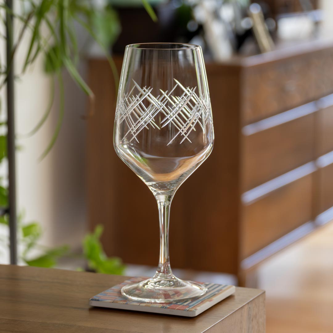 Argyle 19.5oz All Purpose Wine Glasses Set of 2 - Perfect for Red Wine, White Wine, Cocktails & Water - Elegant Stemware for Dinner Parties, Weddings & Home Entertaining