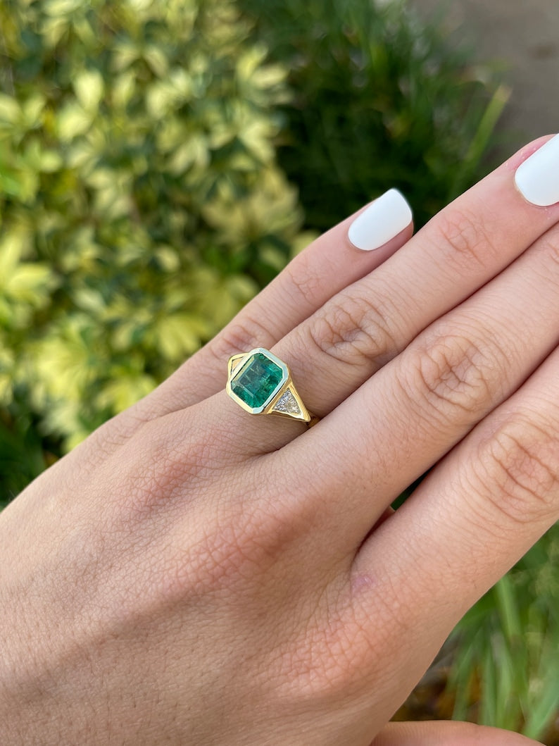 3.66tcw 18K Gold Emerald & Trillion Cut Diamond Ring for Women - Elegant Three Stone Bezel Setting, Perfect for Engagement, Anniversary & Special Occasions