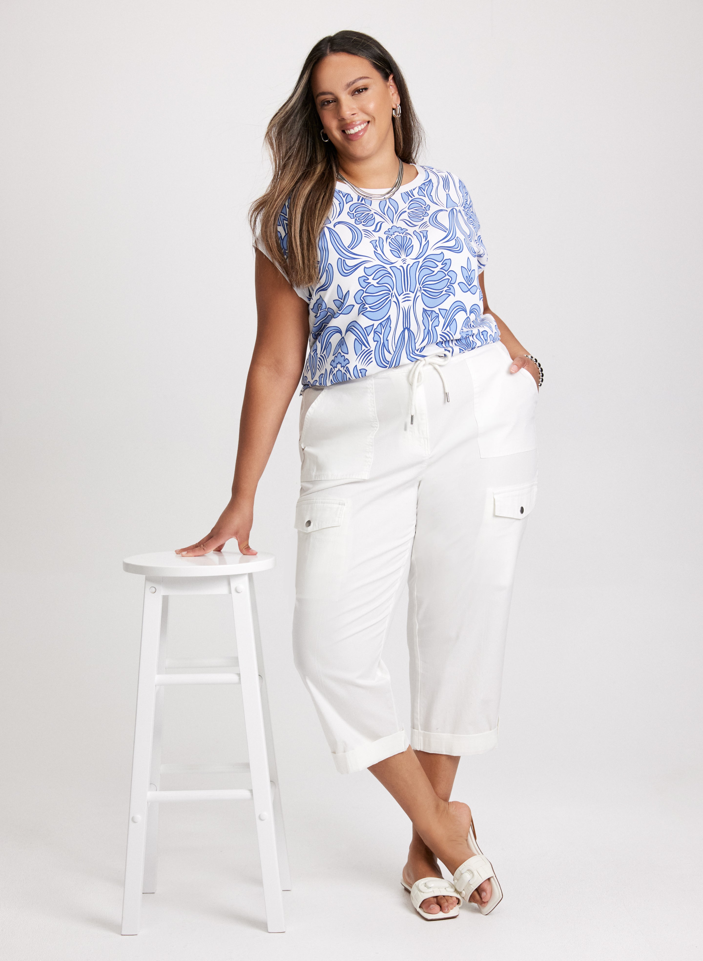 Abstract Floral Print T-Shirt & Cargo Capris Set - Women's Stylish Casual Outfit for Summer, Streetwear, and Travel