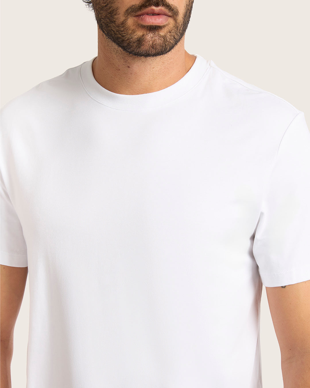 Men's Classic Crew Neck T-Shirt - Soft Cotton Comfort Fit White Tee for Casual Wear & Everyday Outfits