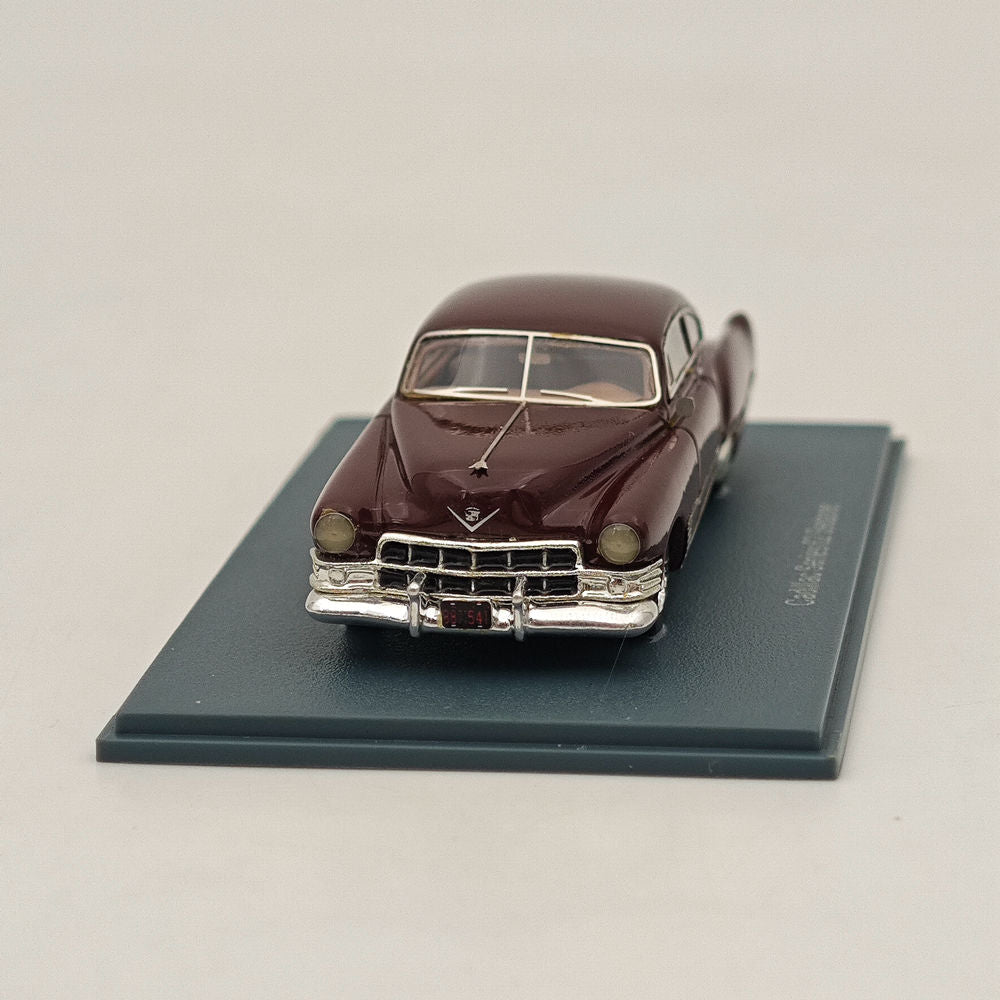 1/87 NEO SCALE MODELS Cadillac Series 62 Sedanet Coupe Brown Resin Car - Limited Edition Collectible Model for Display, Gifts & Hobby Enthusiasts