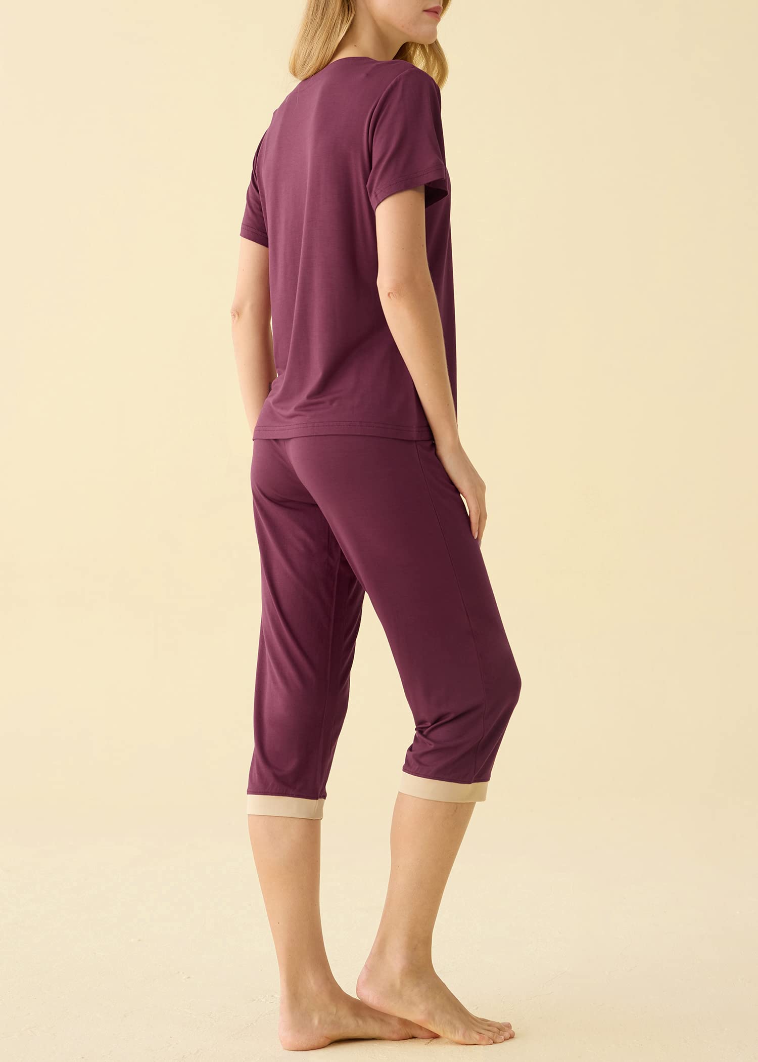 Latuza Women's Sleepwear Set - Soft Pajama Tops & Capri Pants for Comfortable Nightwear | Perfect for Lounging, Sleeping & Relaxing at Home