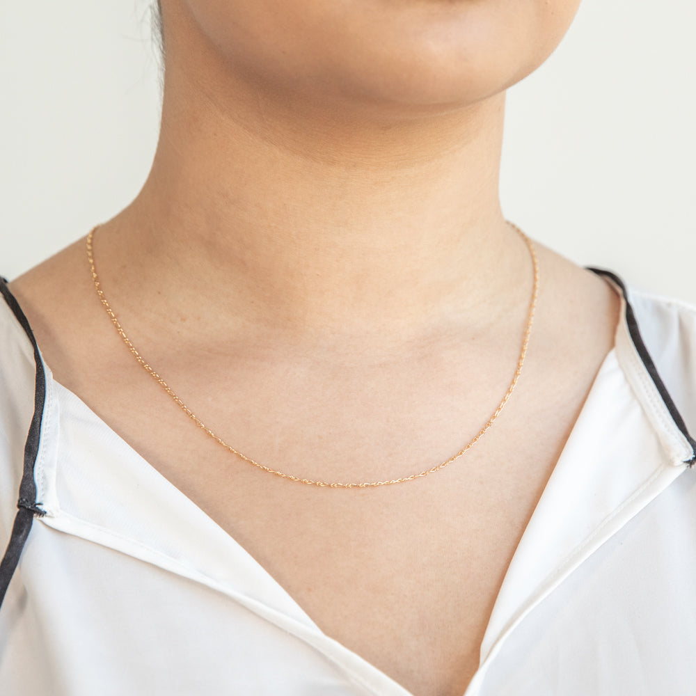 9ct Yellow Gold 40 Gauge 1:1 Figaro 51cm Chain - Elegant Jewelry for Men & Women - Perfect for Gifts, Weddings & Everyday Wear