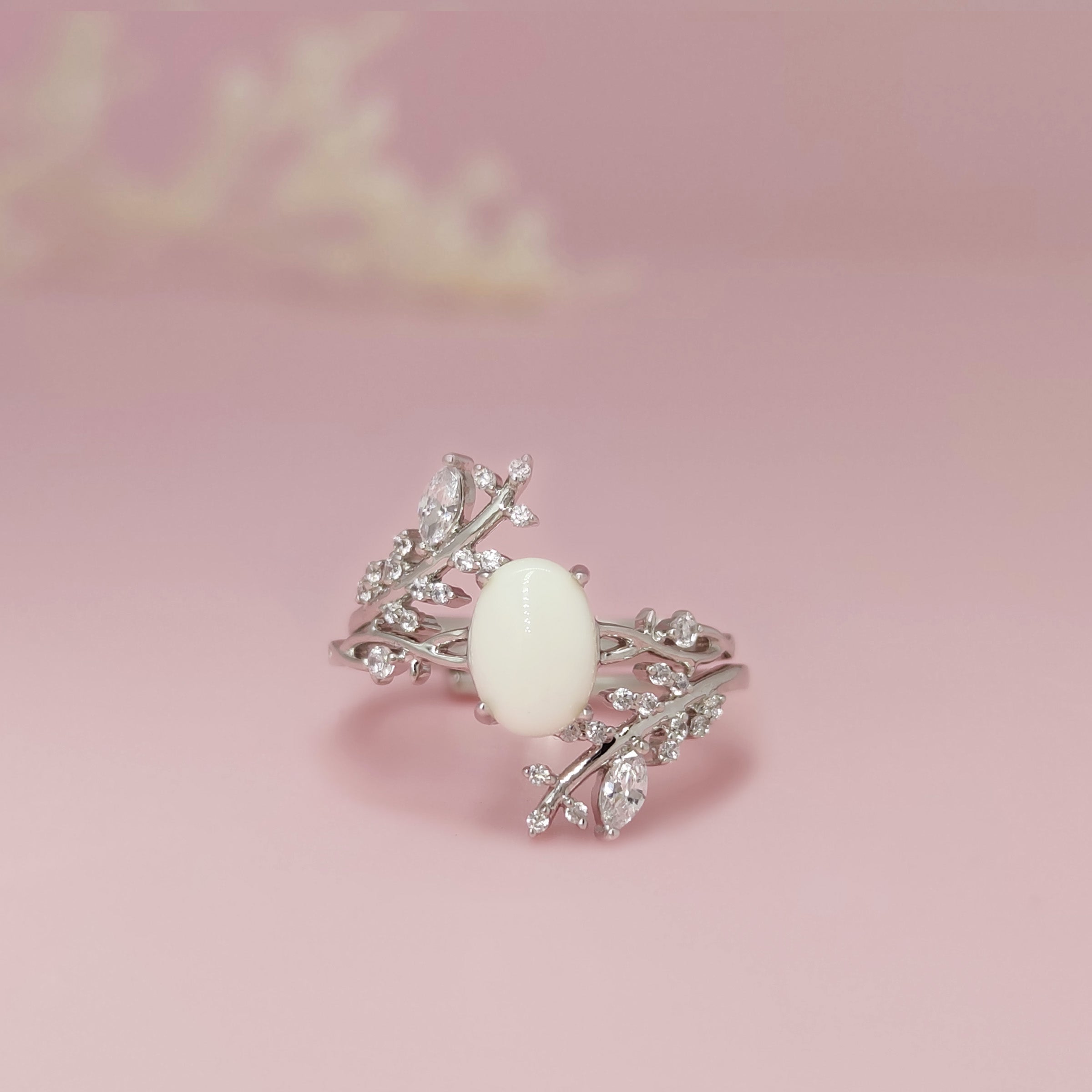 14K Solid Gold Marquise Breastmilk Keepsake Ring for New Moms - Perfect for Nursing, Breastfeeding & Cherishing Precious Memories