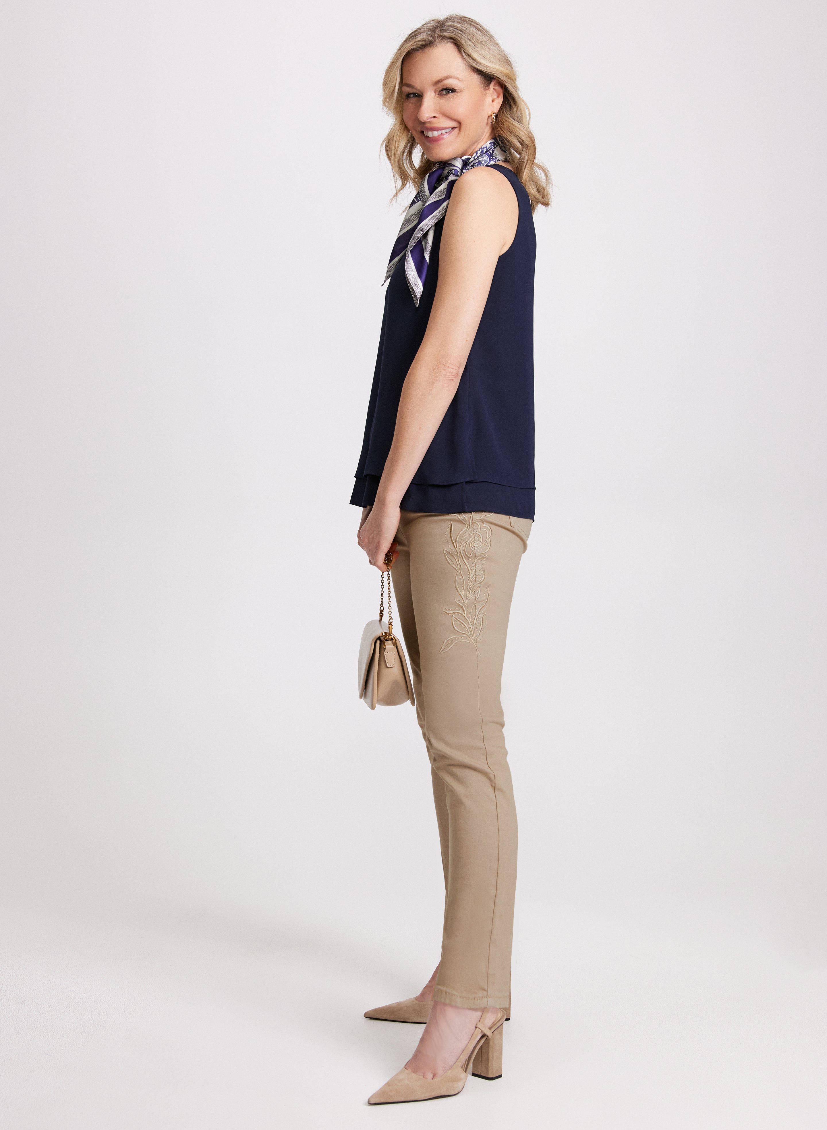 Embroidered Straight Leg Jeans for Women - High Waist Comfort Denim Pants - Casual & Work Wear - Perfect for Everyday Outfits and Office Style