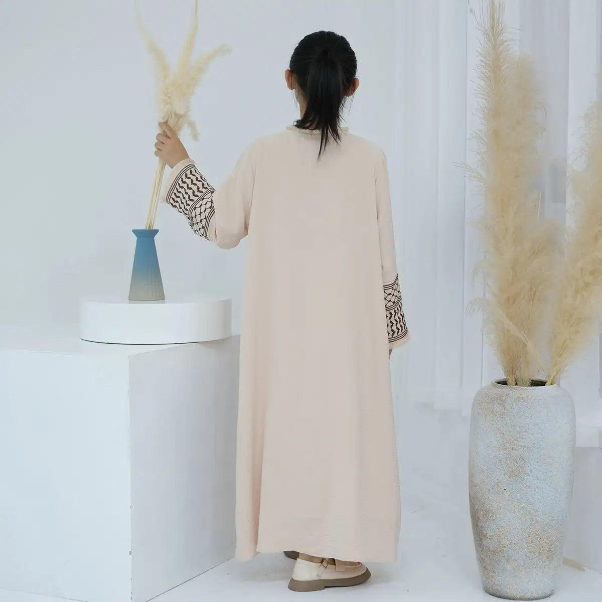Muslim Mother Daughter Matching Embroidered Tassel Sleeve Cardigan Abaya Dress - Perfect for Eid, Ramadan & Family Gatherings