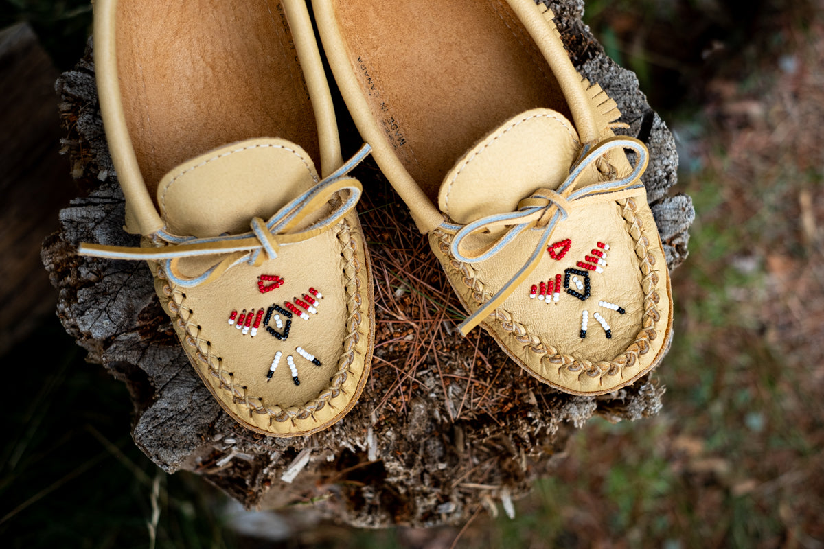 Women's Soft Sole Moose Hide Leather Beaded Moccasins - Comfortable Native American Style Slippers for Indoor/Outdoor Wear - Perfect for Home, Casual Outings & Cultural Events