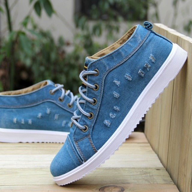 American Flag Patch Vintage Denim Shoes - Trendy Fashion Sneakers for Men & Women - Perfect for Casual Outfits, Patriotic Events & Street Style
