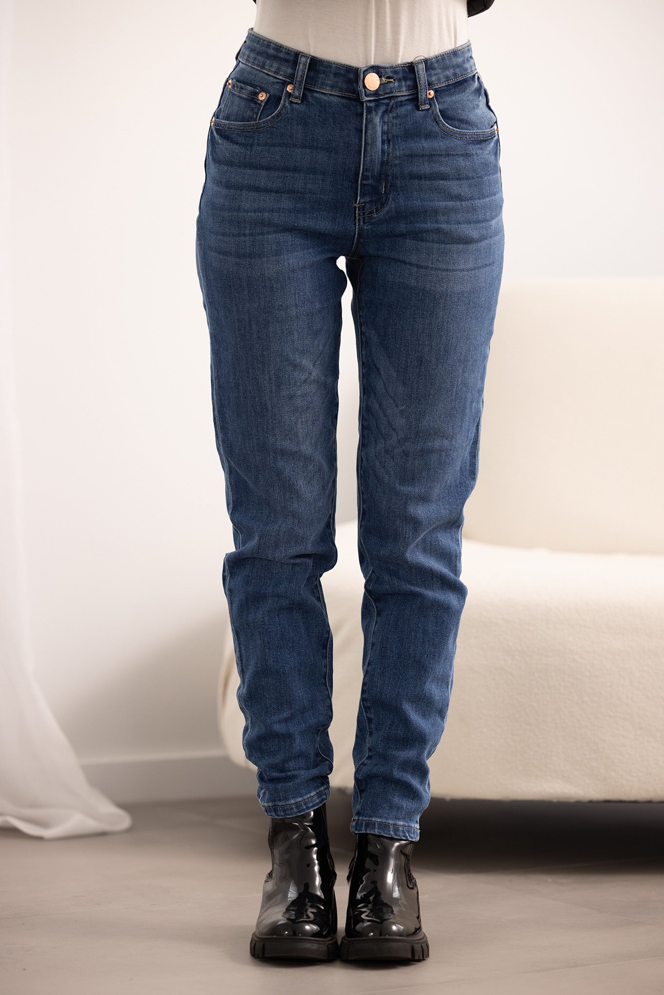 Straight Leg Denim Jeans for Women - High Waist Stretch Comfort Fit - Casual & Work Pants for Everyday Wear