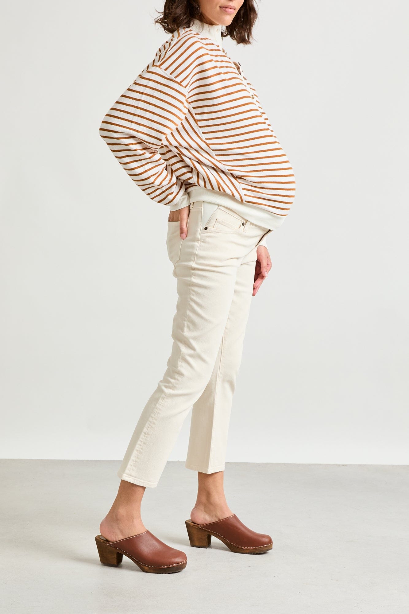 Best Stretchy Maternity Jeans for Pregnant Women - Comfortable High Waist Denim Pants for Pregnancy & Postpartum - Perfect for Work, Casual Wear & Everyday Comfort
