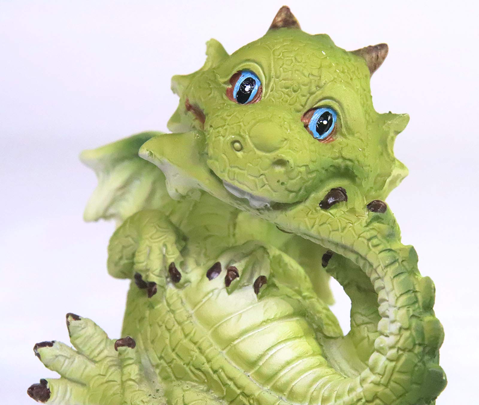 2 Pack Blue-Eyed Baby Dragon Figurines with Buck Teeth - Tommy & Sis Dragon Statue Set with Butterfly on Nose & Tail Biting Design - Perfect for Fantasy Decor, Kids Room, D&D Collectibles and Gift Giving