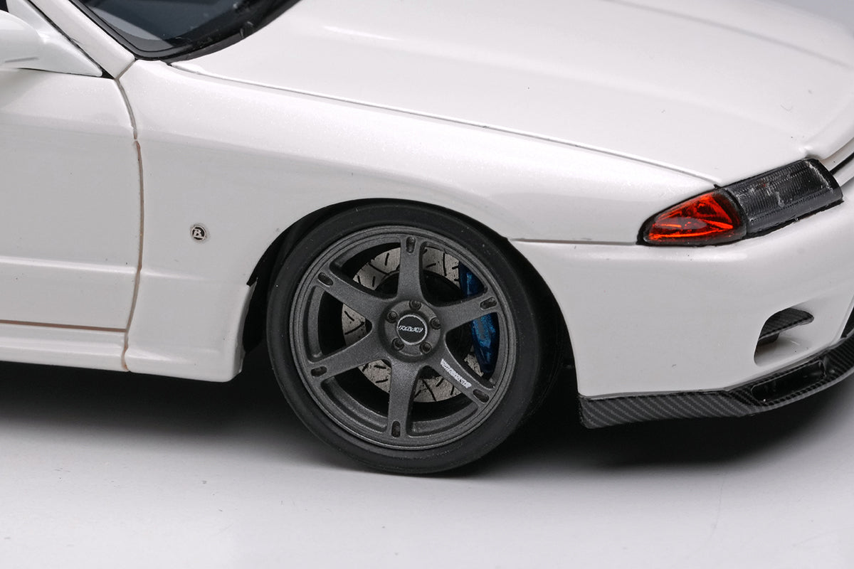 **PREORDER** Make Up Co., Ltd Eidolon 1:43 Scale Nissan Skyline GT-R (BNR32) Mine's Edition – Shiranami White – Collectible Diecast Model Car – Built by Legends – Perfect for Display, Gifts, and Car Enthusiasts