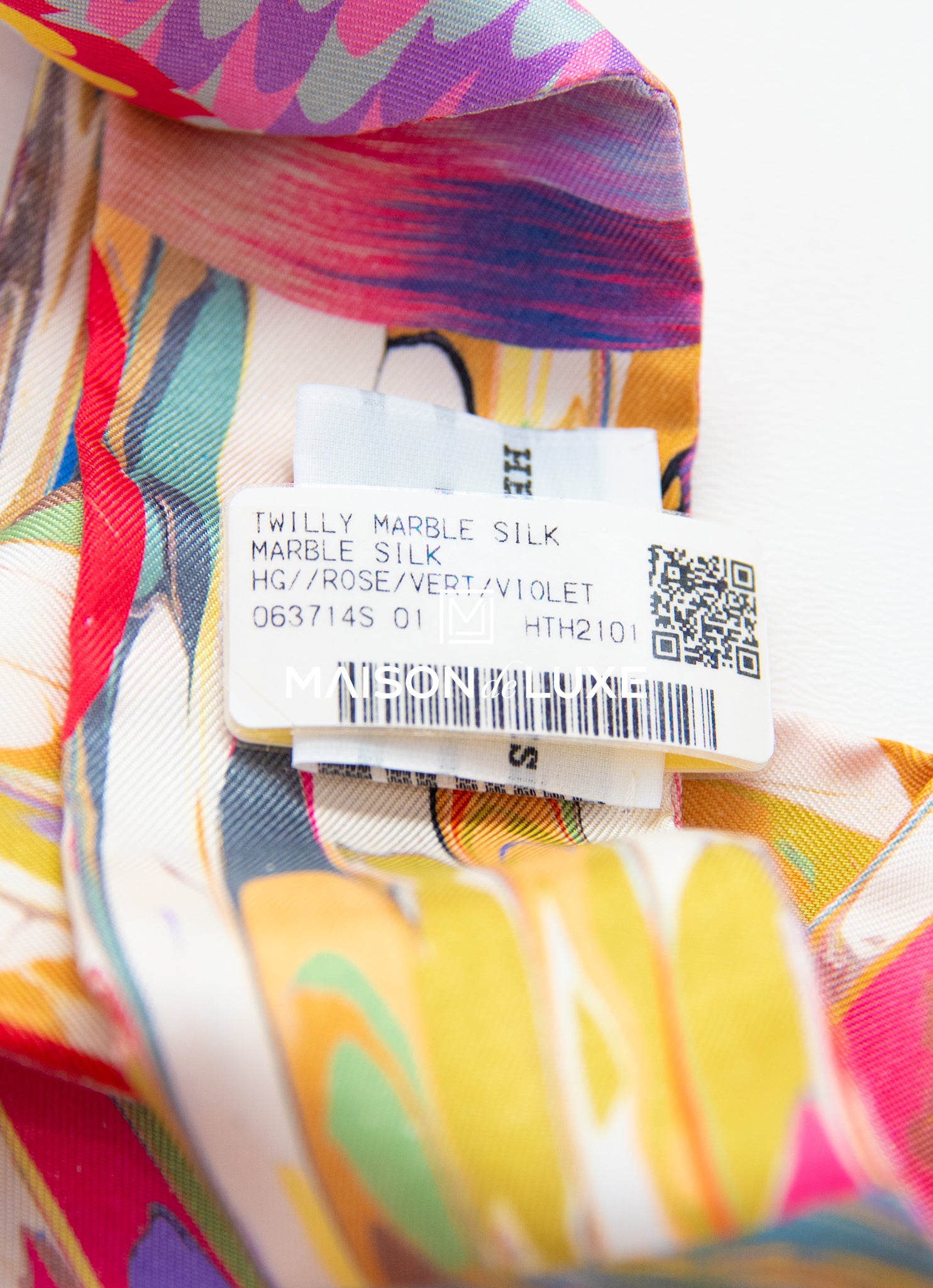 Hermes Silk Twilly Scarf - Luxury Marble Print Fashion Accessory for Women, Perfect for Handbags, Hats & Gift Giving