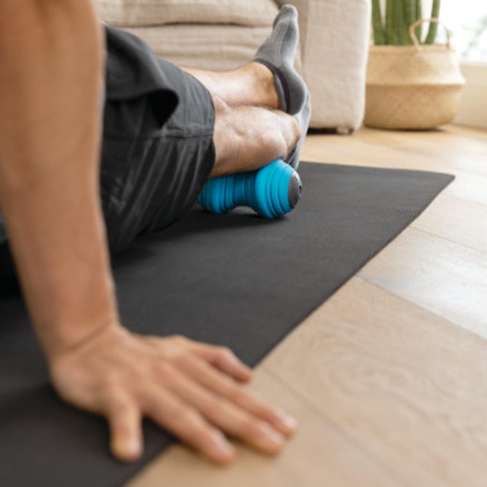 TriggerPoint Charge Vibe Massage Roller - Deep Tissue Muscle Recovery Tool for Athletes & Fitness Enthusiasts - Perfect for Post-Workout Recovery, Pain Relief & Mobility Training